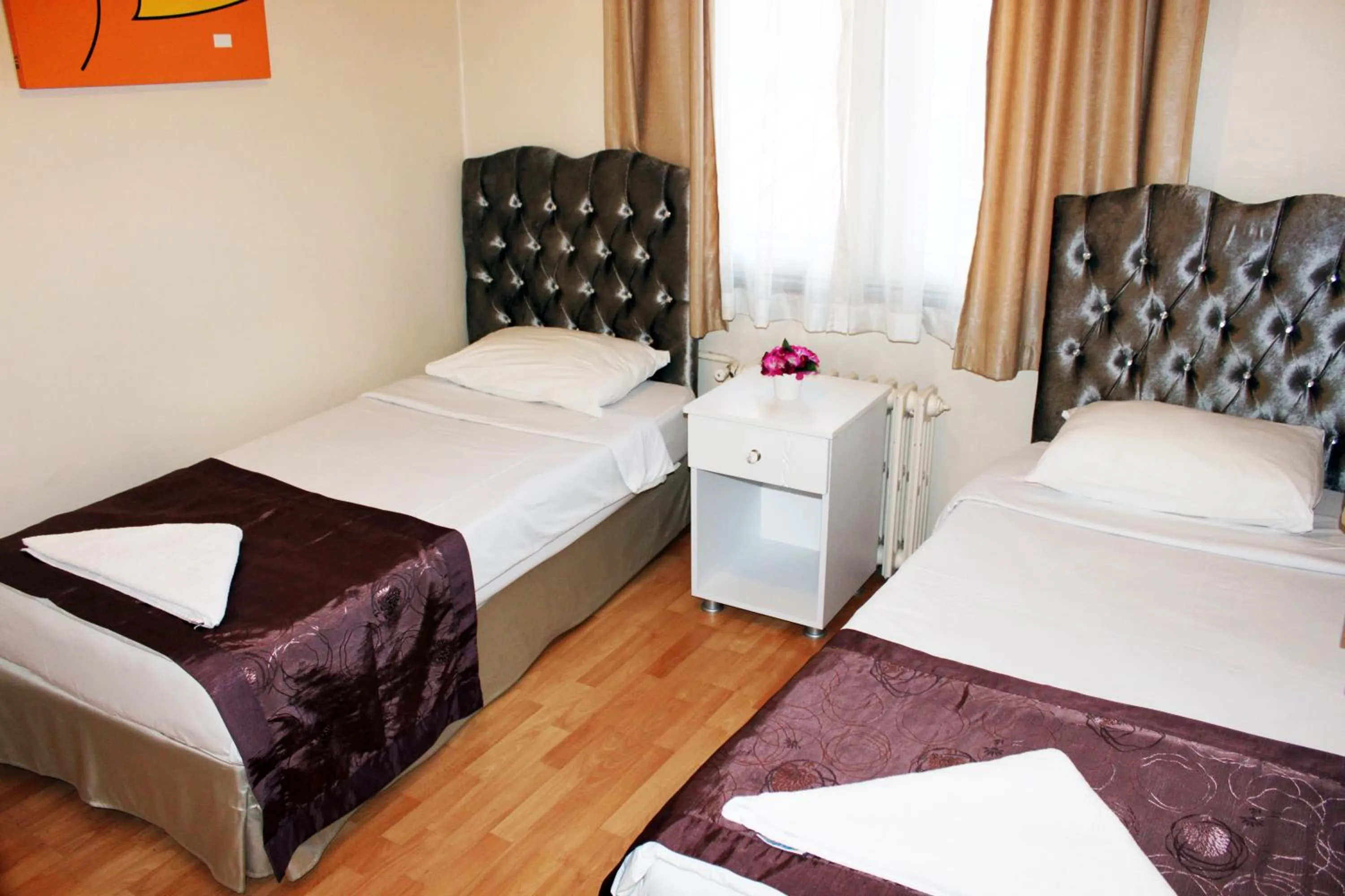 Twin Room with Shared Bathroom in Sultan Hostel & Guesthouse