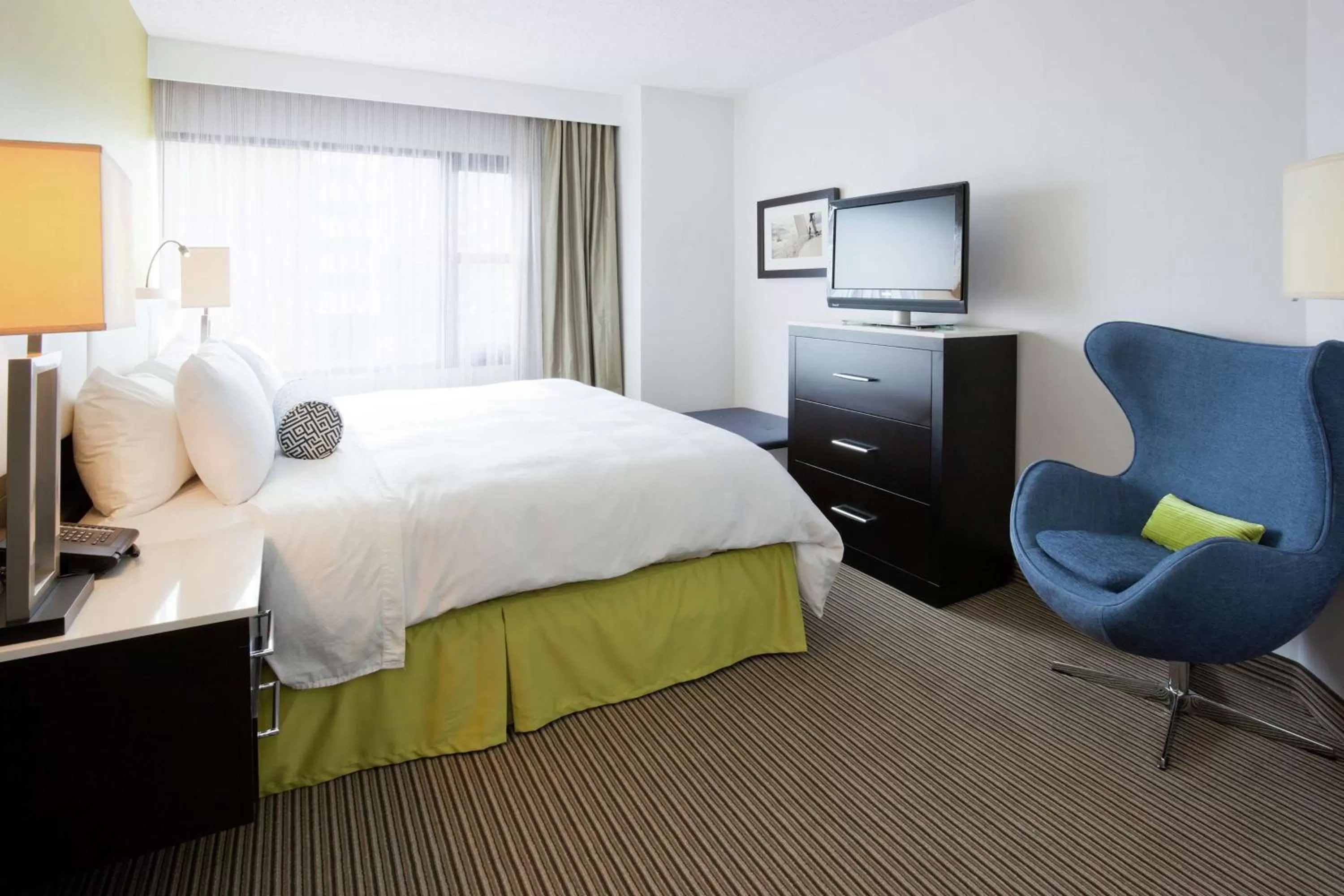 King Suite in The Hollis Halifax - a DoubleTree Suites by Hilton