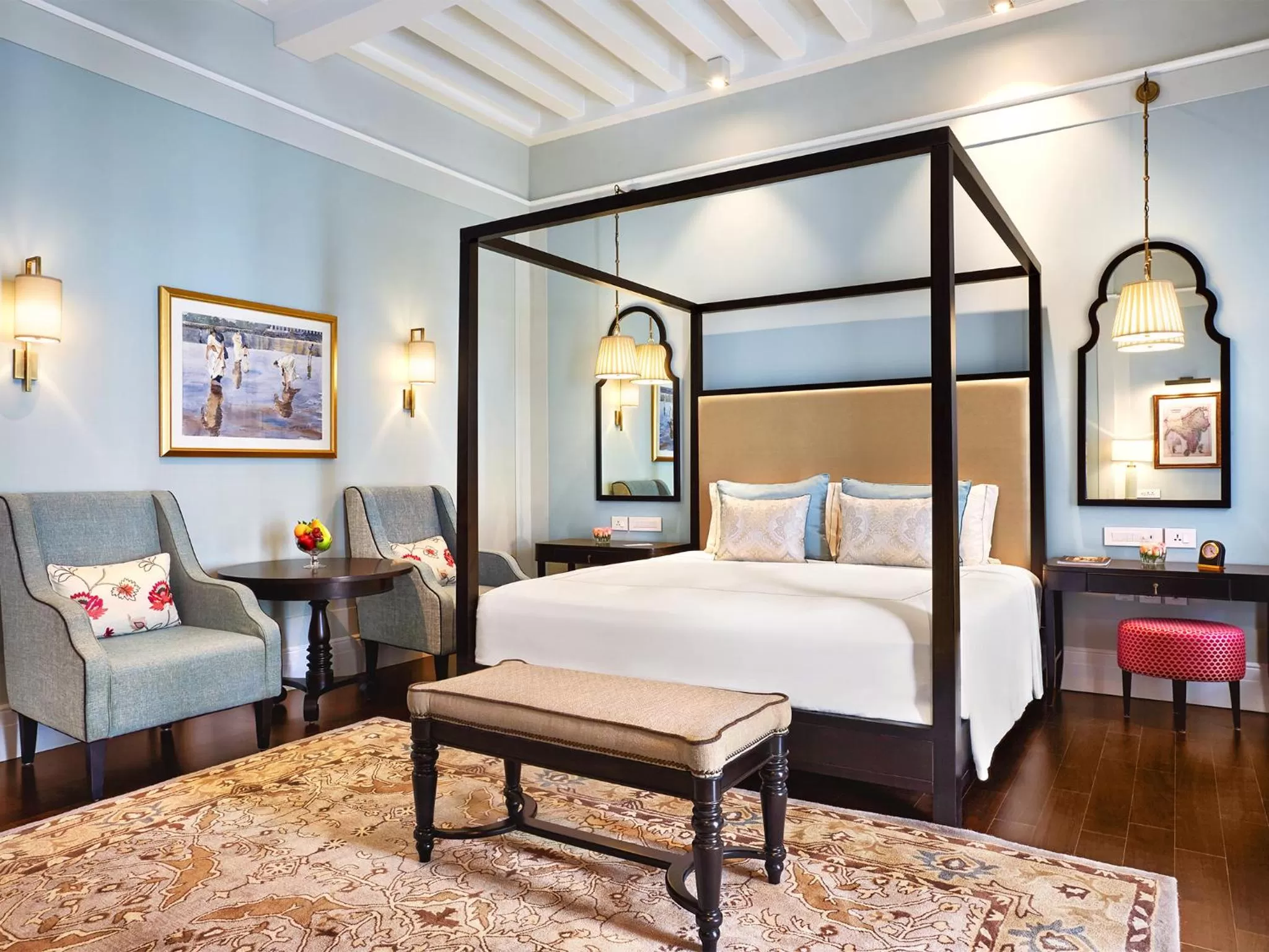 Bed in Taj Connemara, Chennai