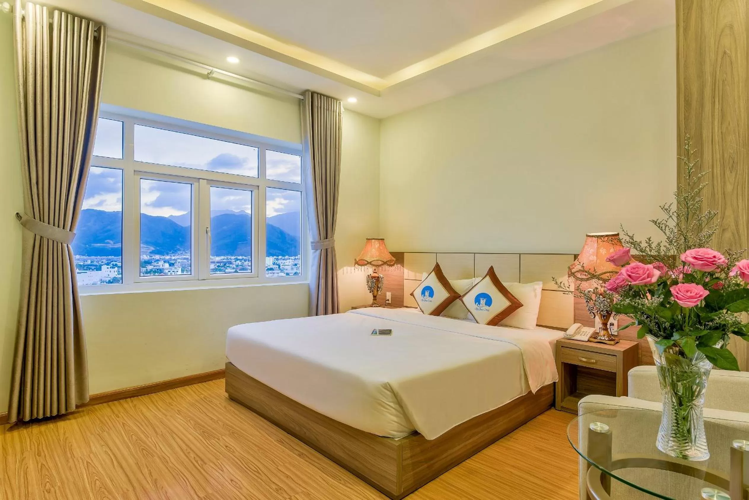 Deluxe Double Room with Bath in Sky Beach D20 Nha Trang