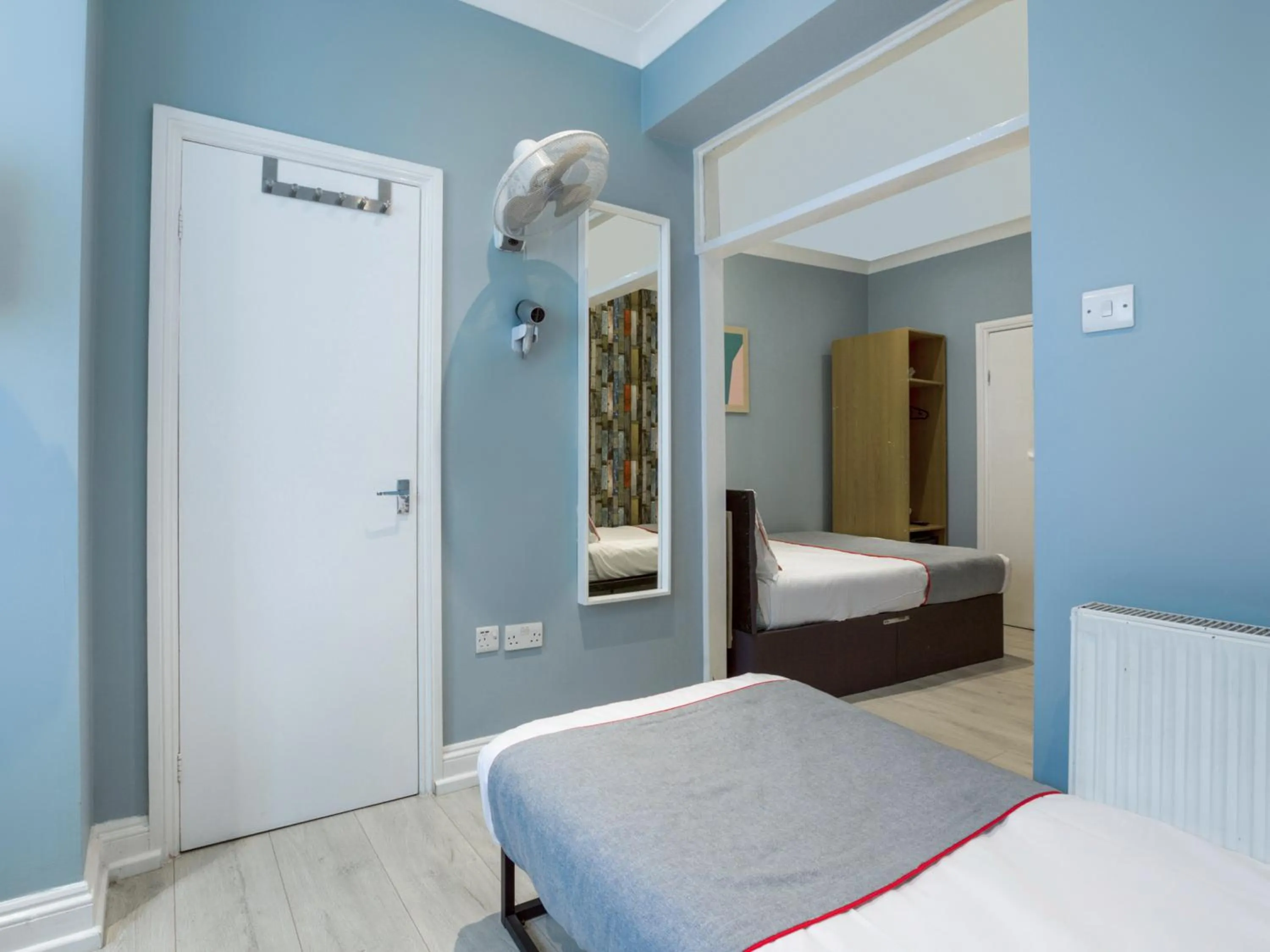 Standard Twin Room in Sino Hotel