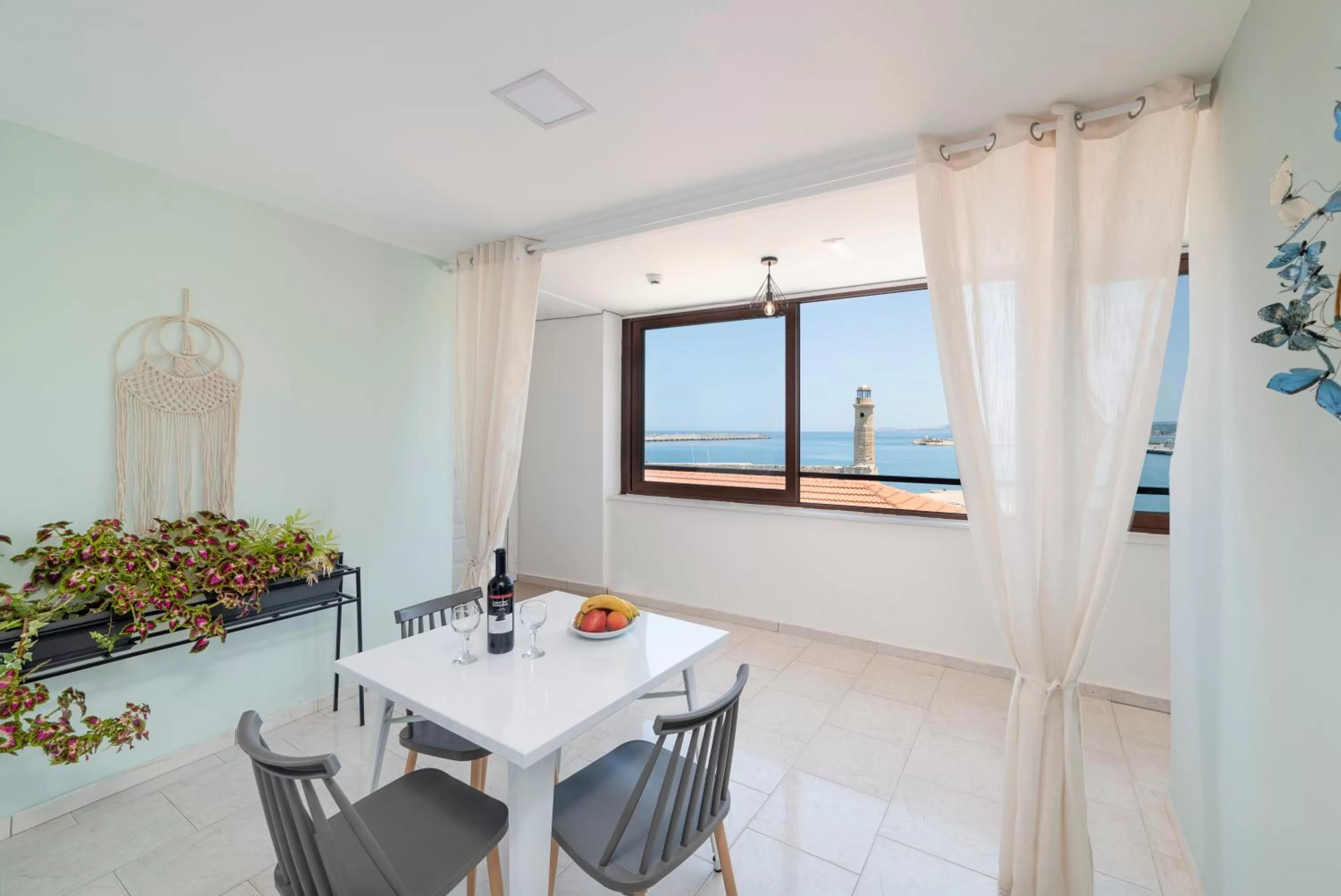 Triple Room with Terrace & Sea View in Faros Rooms