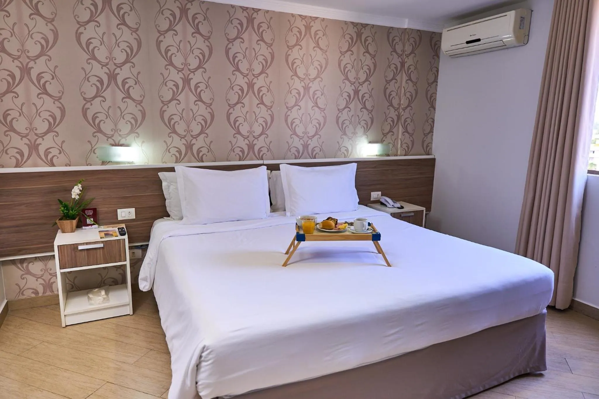 Premium Double Room in Foz Plaza Hotel