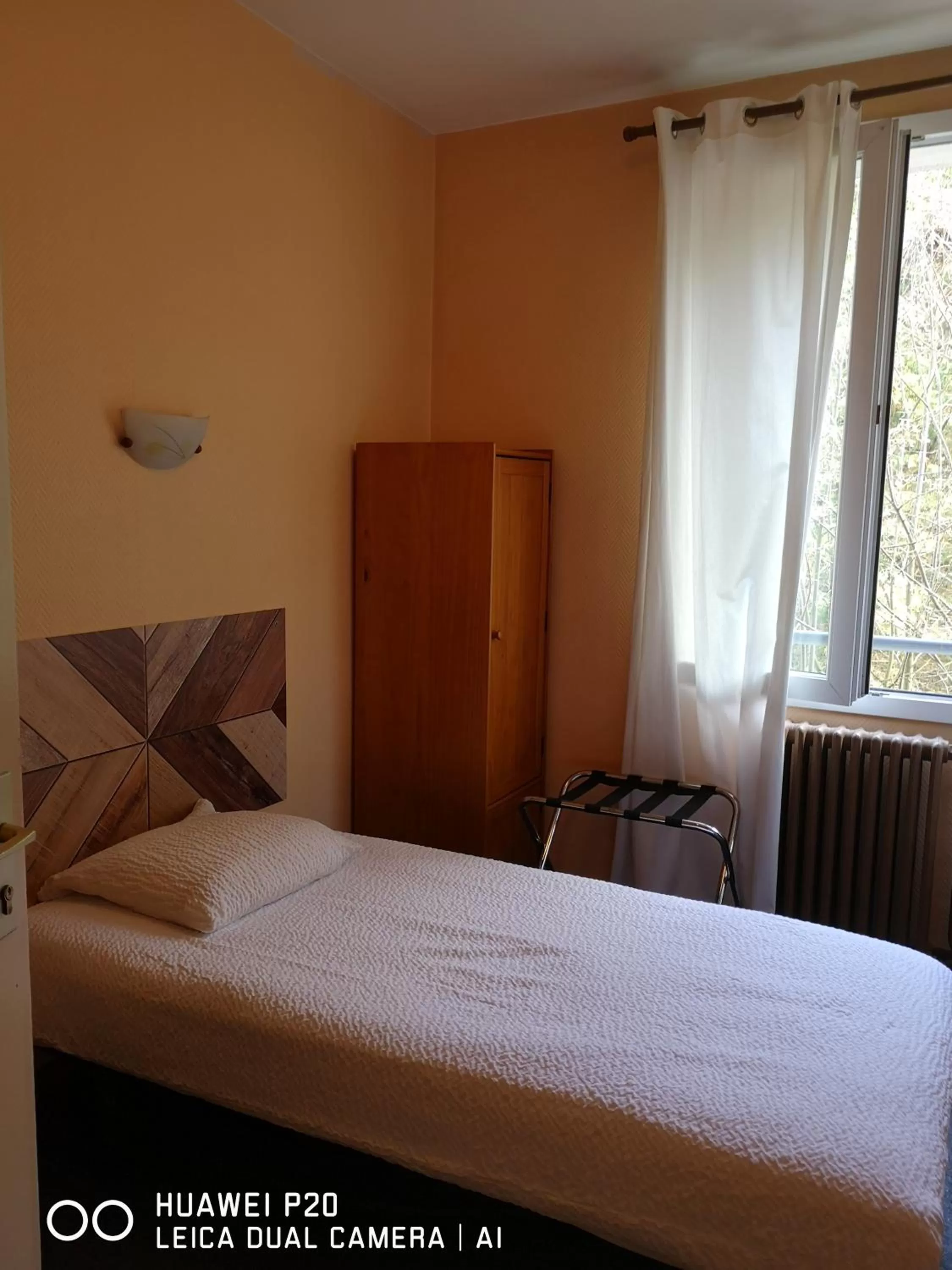 Economy Single Room - single occupancy in Hôtel Le Memphis