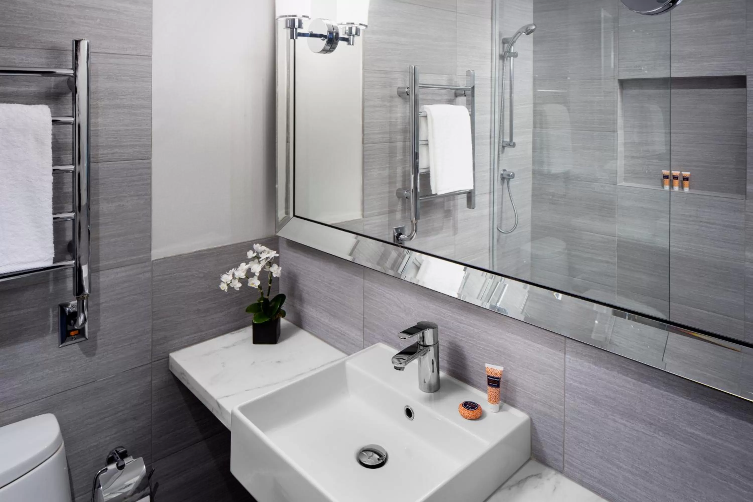 Double Room with Two Double Beds and City View  in Park South Hotel, part of JdV by Hyatt