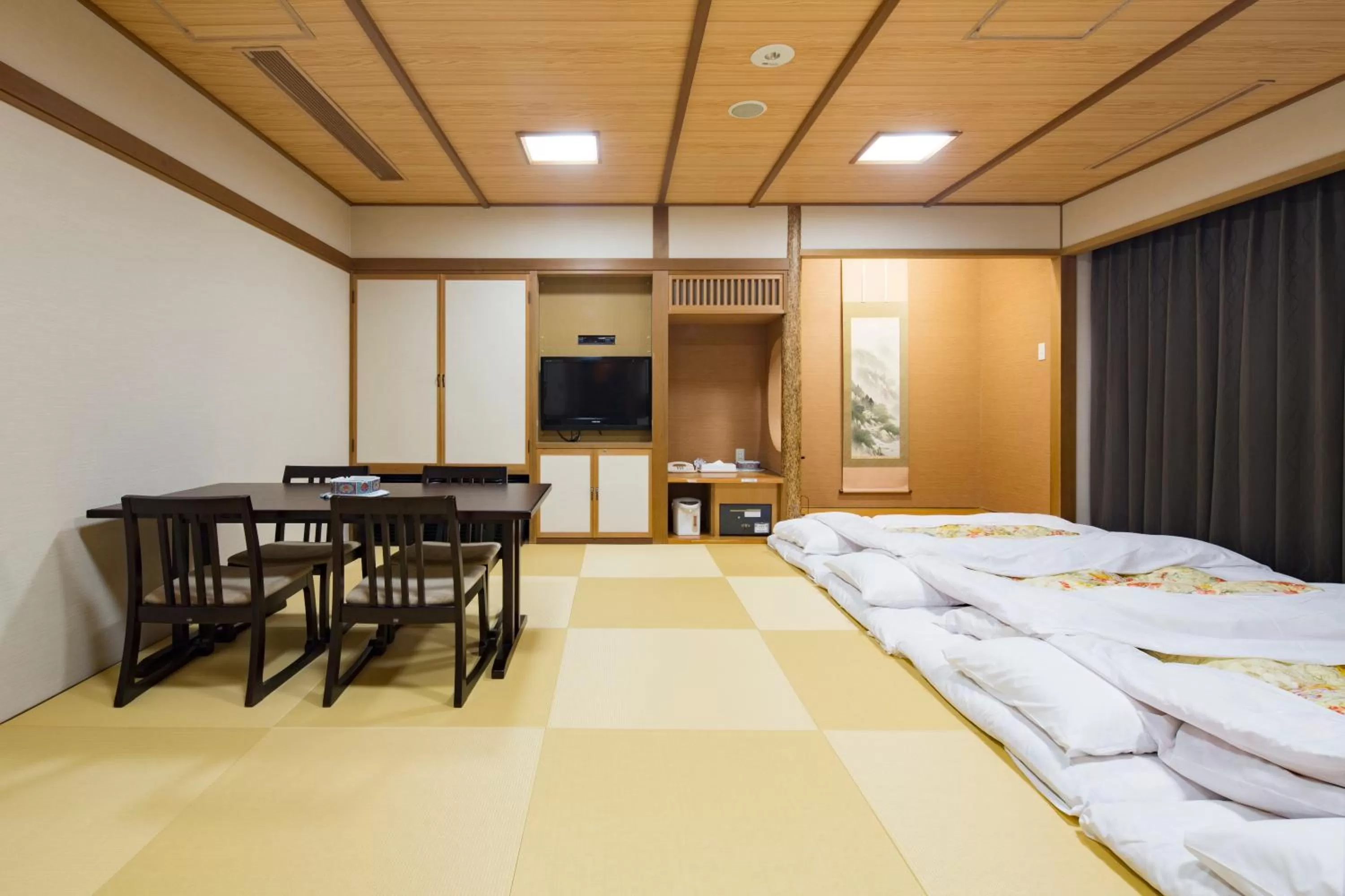 Japanese-Style Family Room - Non Smoking in Premier Hotel -CABIN- Obihiro