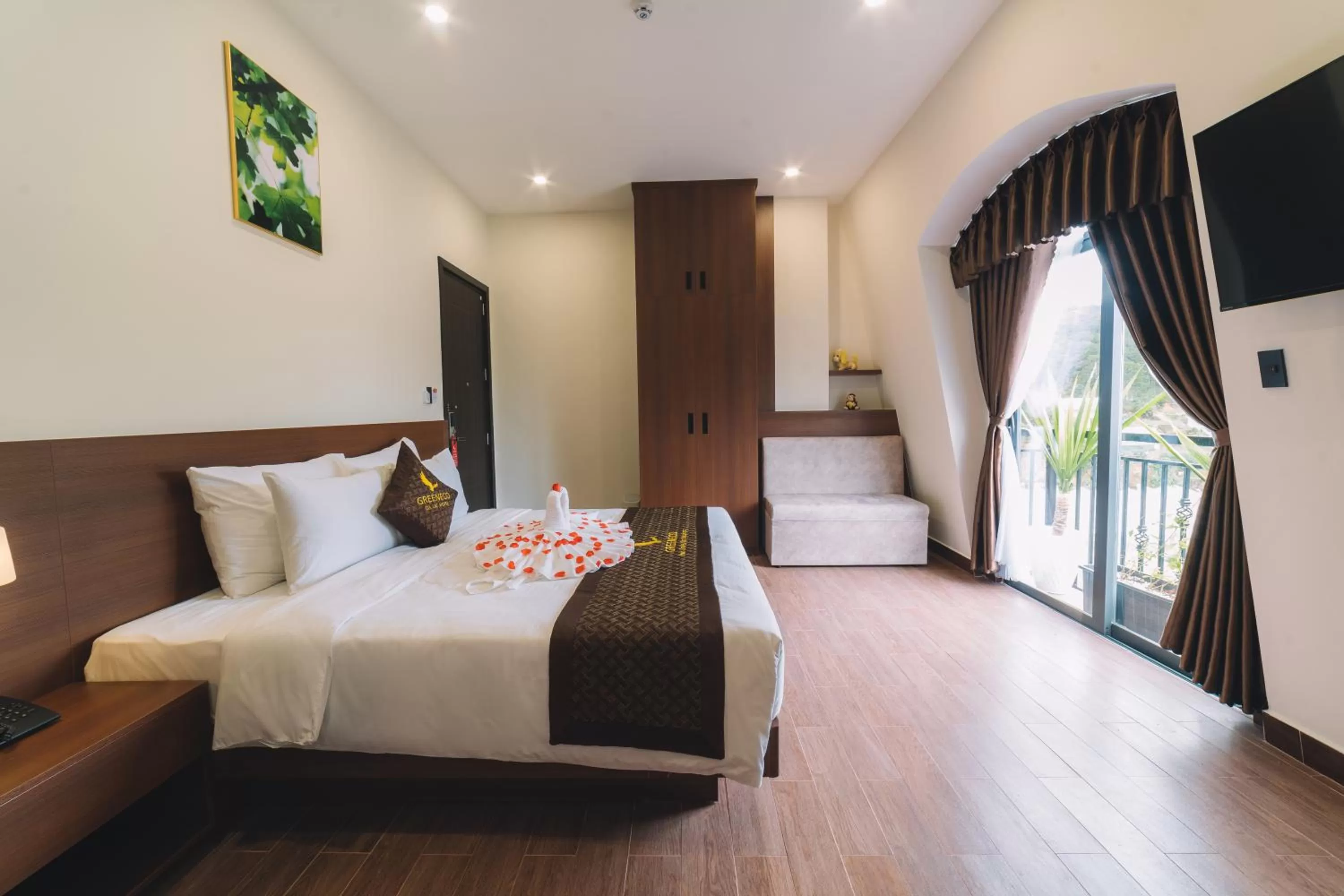 King Suite in GREENECO DA LAT HOTEL - Khách sạn Green Eco Đà Lạt