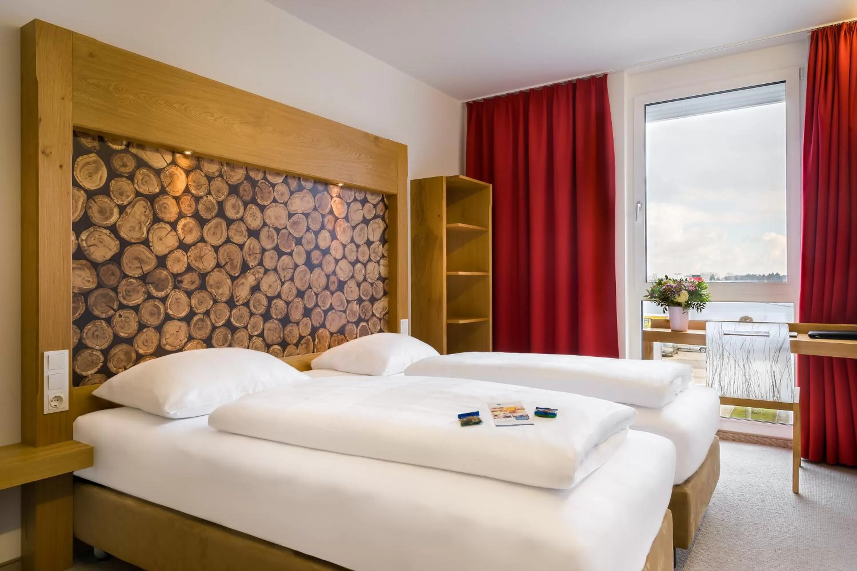 Double Room with Garden View in PLAZA INN Dachau - München