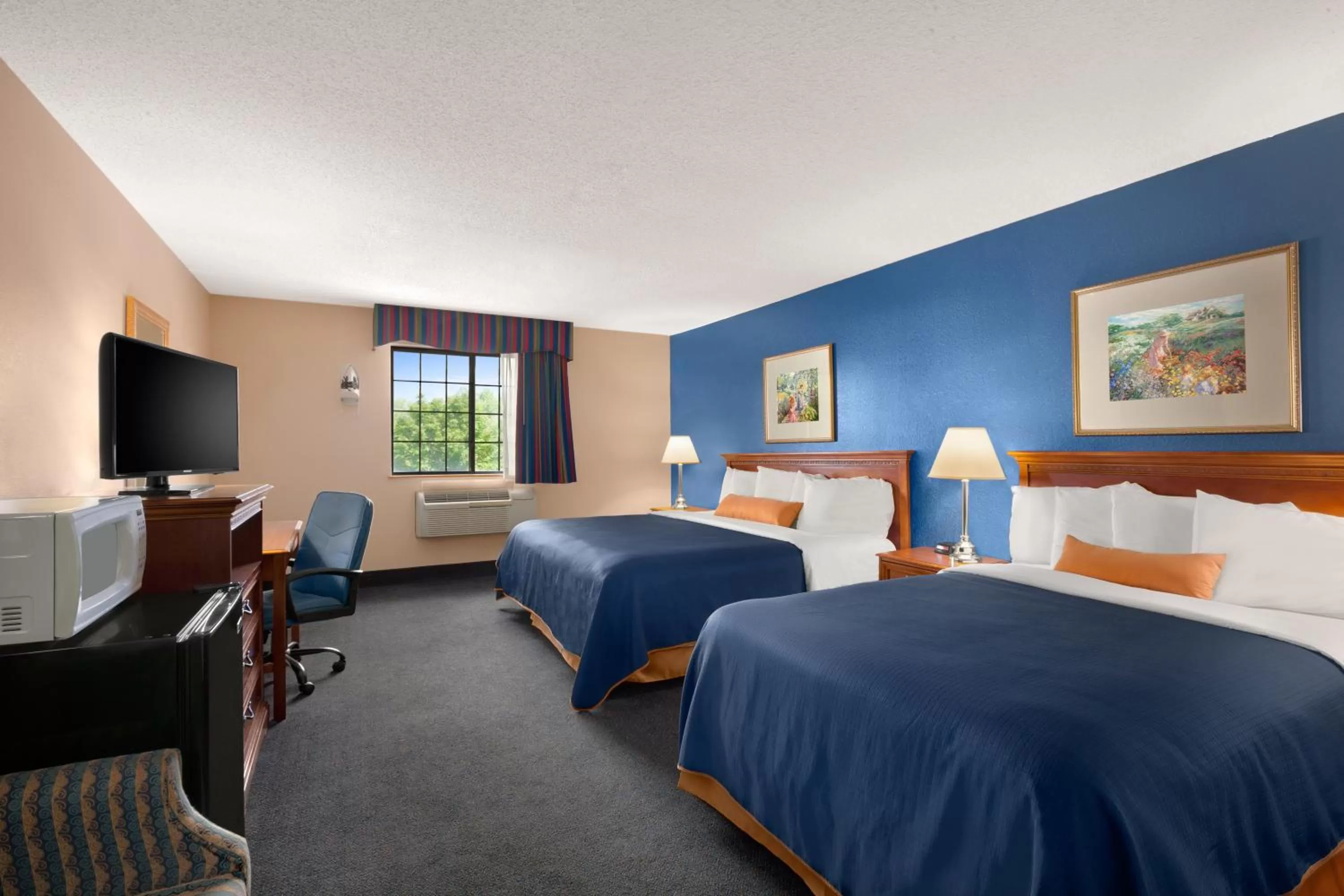 Deluxe Double Room with Two Double Beds - Non-Smoking in Days Inn by Wyndham Keene NH