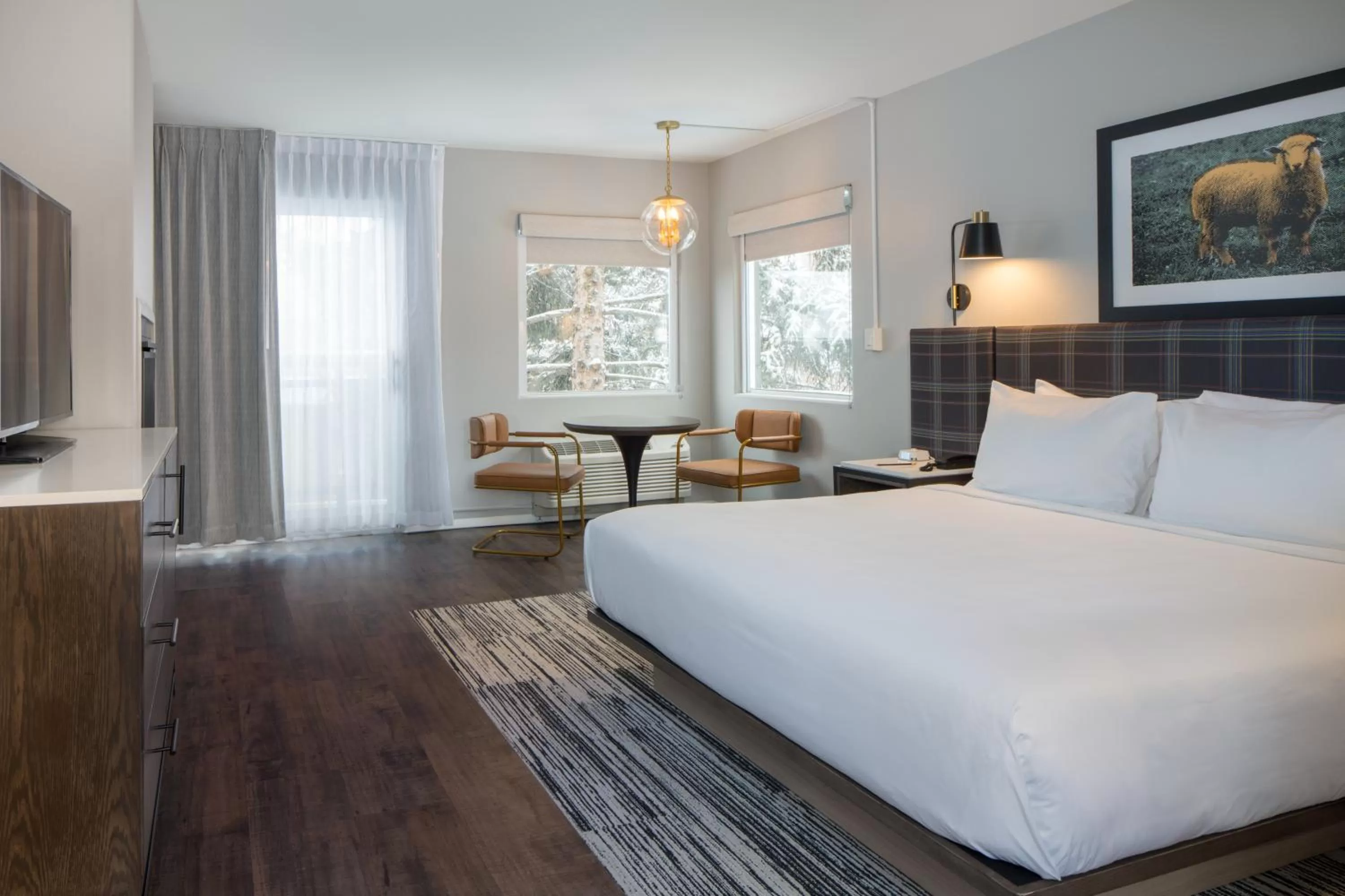Deluxe King Room in Hotel Ketchum
