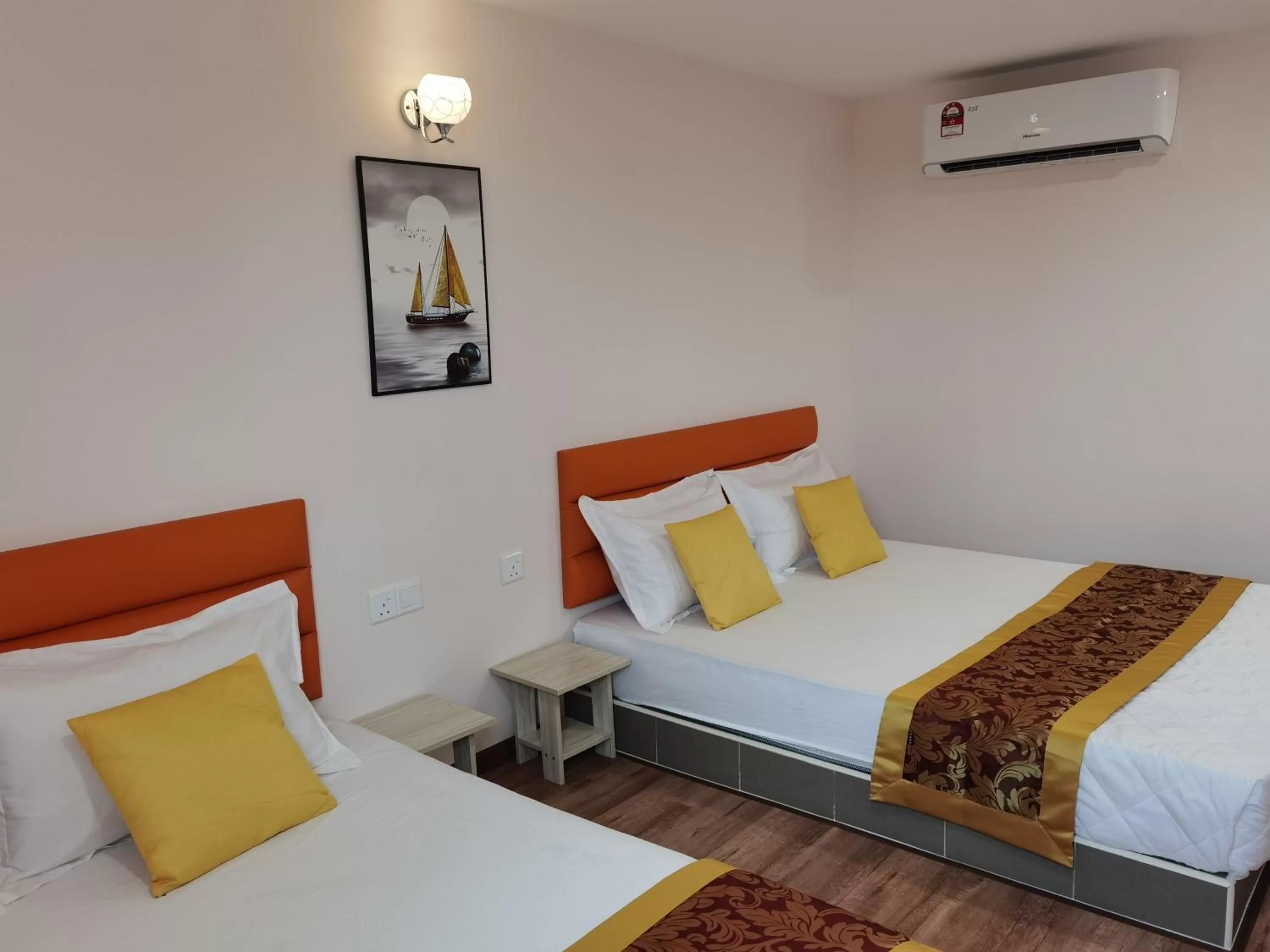 Family Room in MORNINGS HOTEL