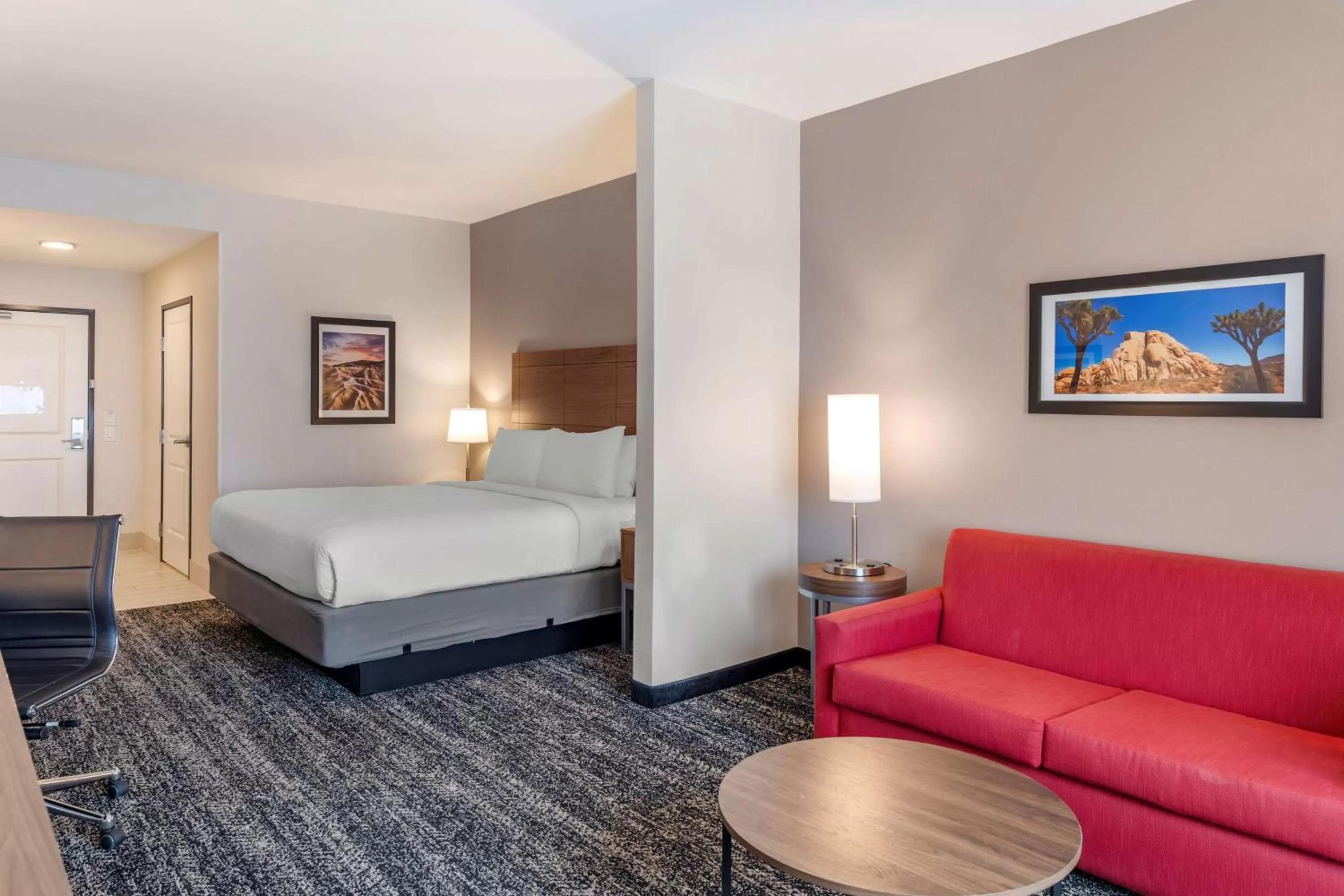 Two-Bedrooms King Suite in Best Western Plus Desert View Inn & Suites