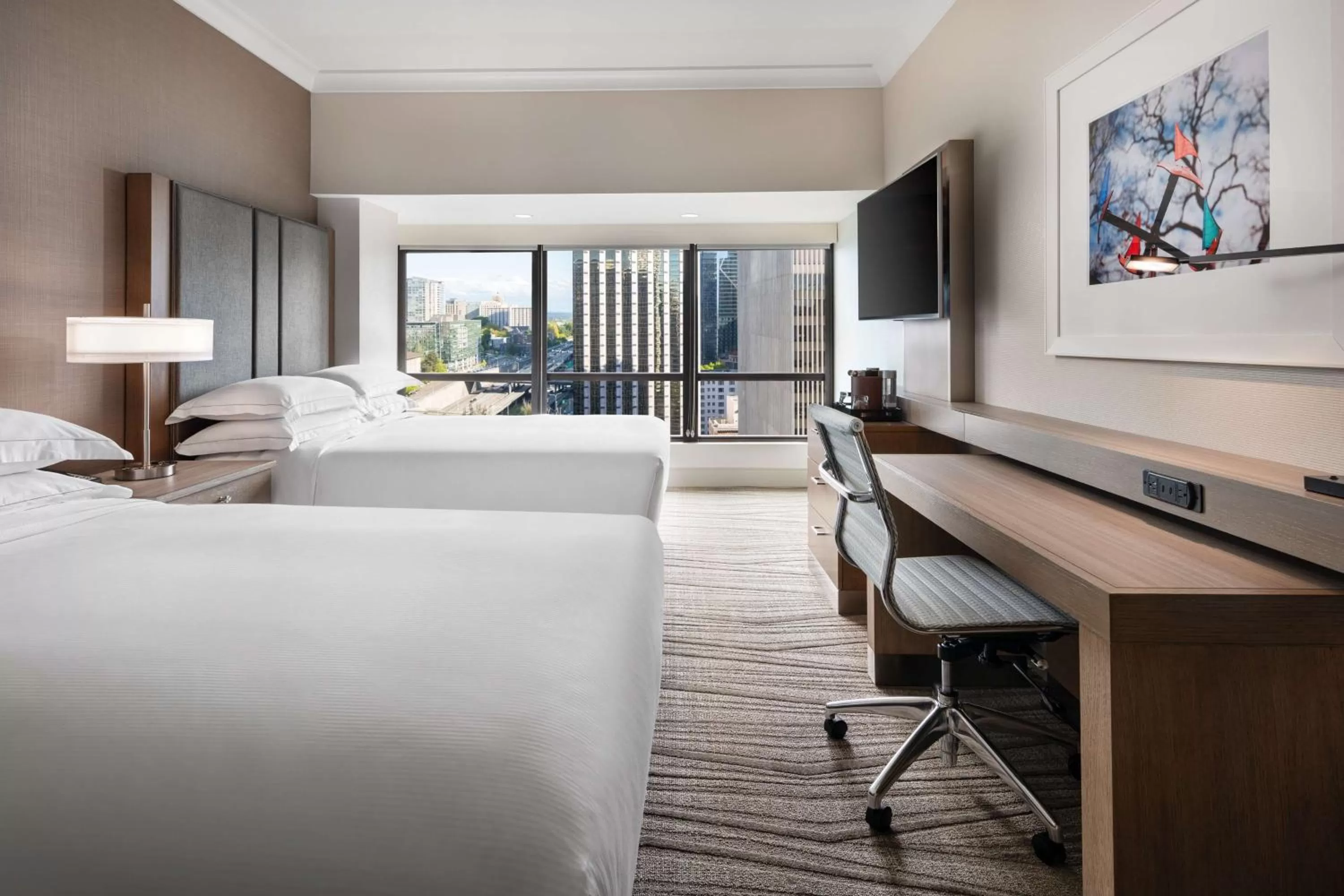 Executive Double Room with Two Double Beds and City View in Hilton Seattle