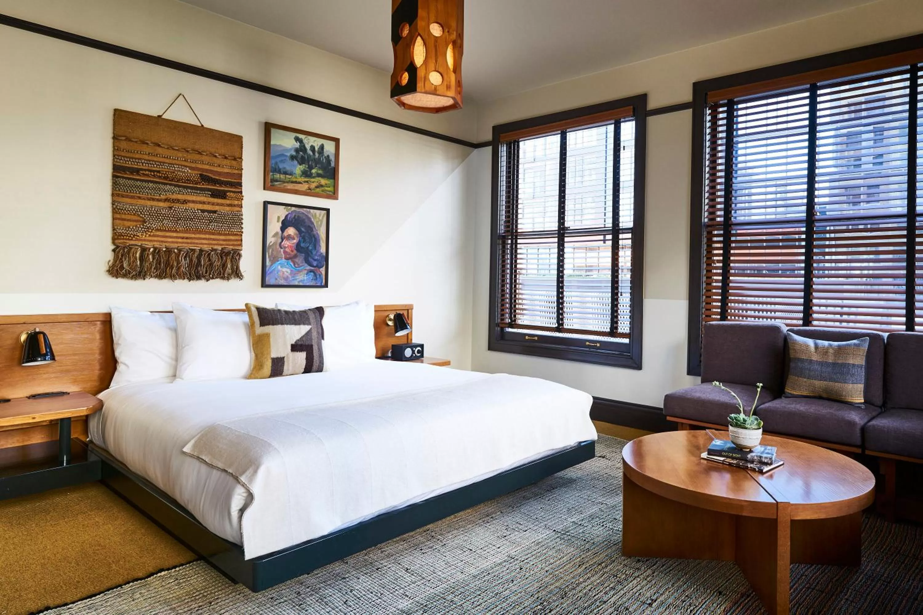 Deluxe King Room in Freehand Los Angeles