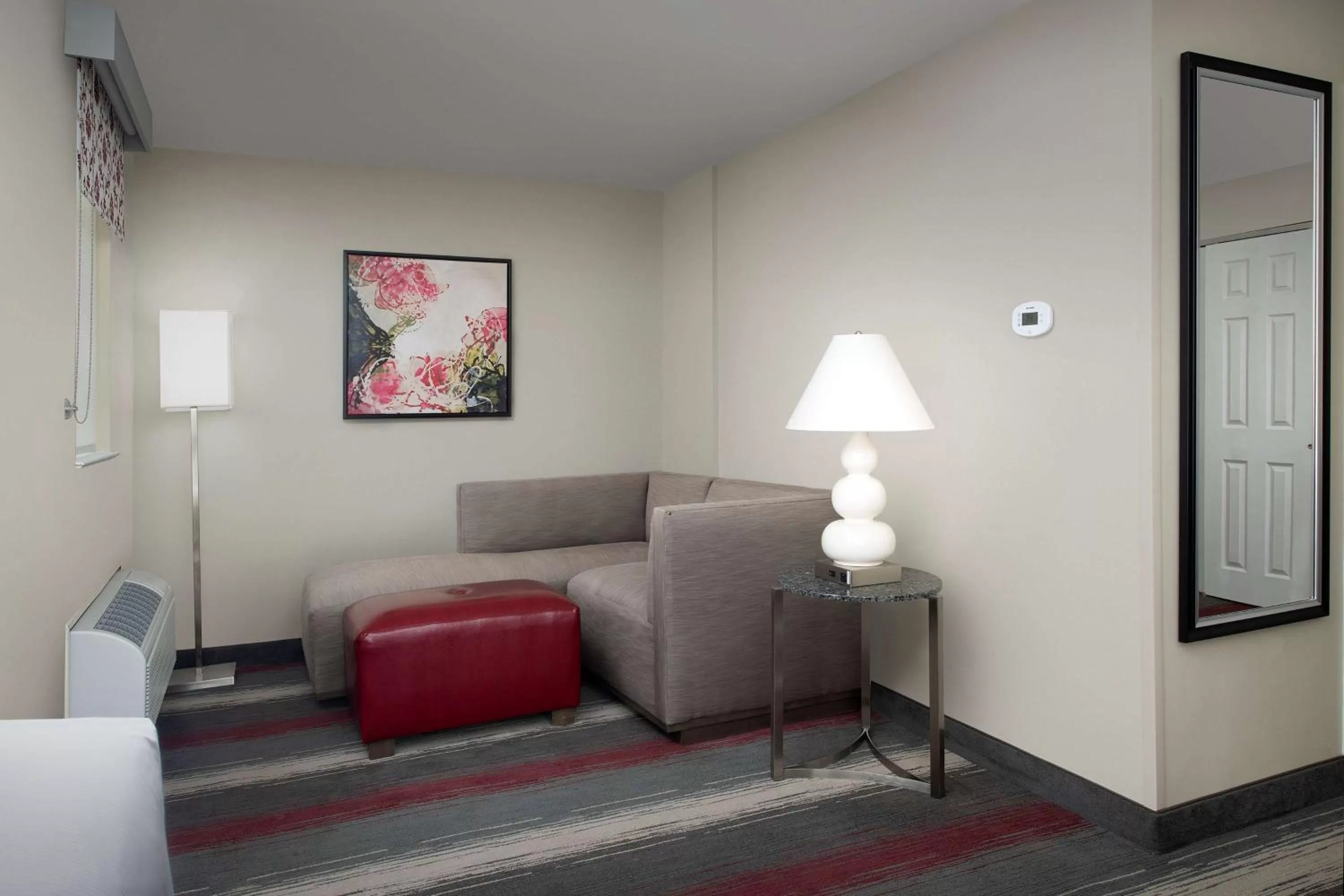 Deluxe Queen Room in West End Washington DC, Tapestry Collection by Hilton