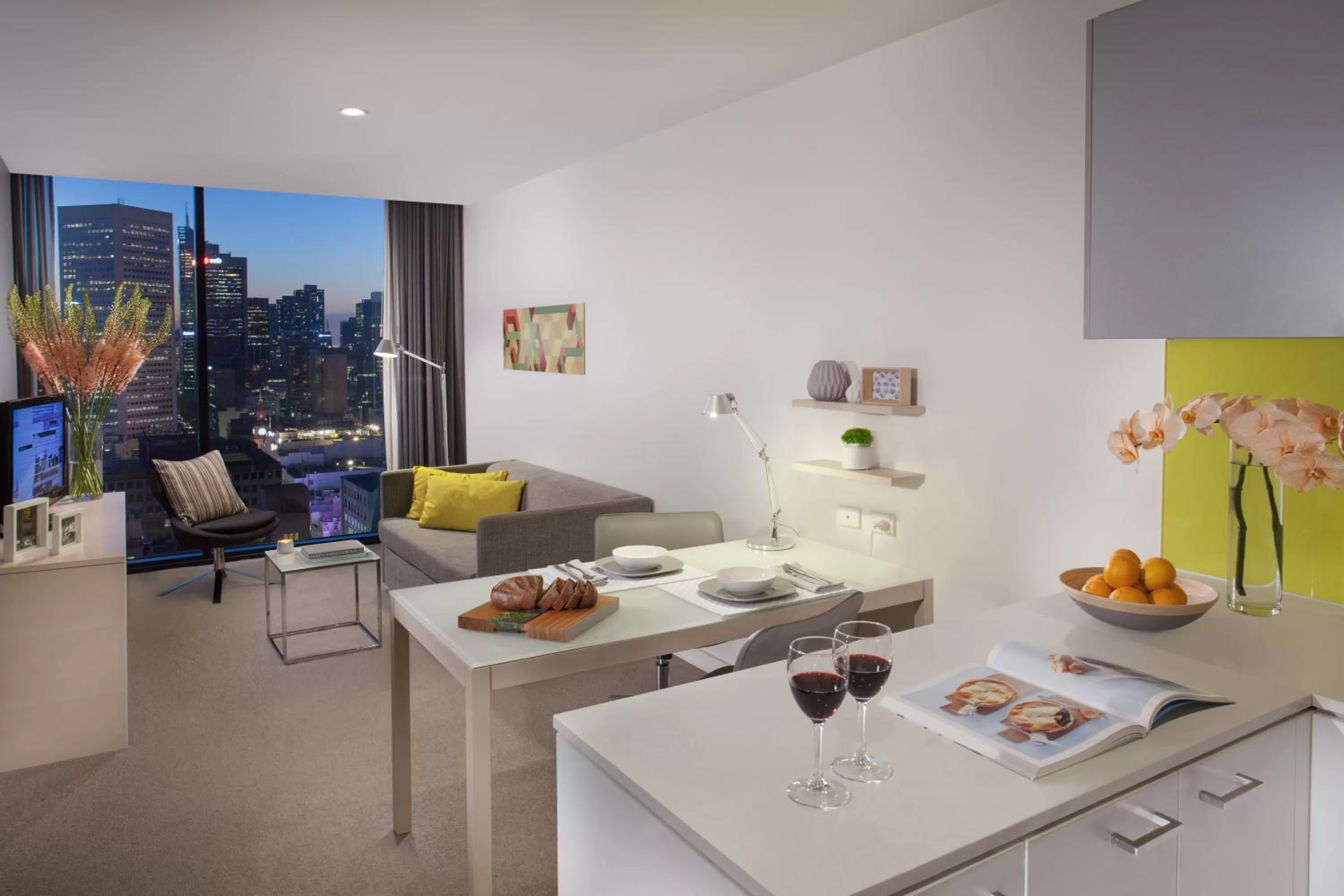 Deluxe Two-Bedroom Apartment in Citadines on Bourke Melbourne