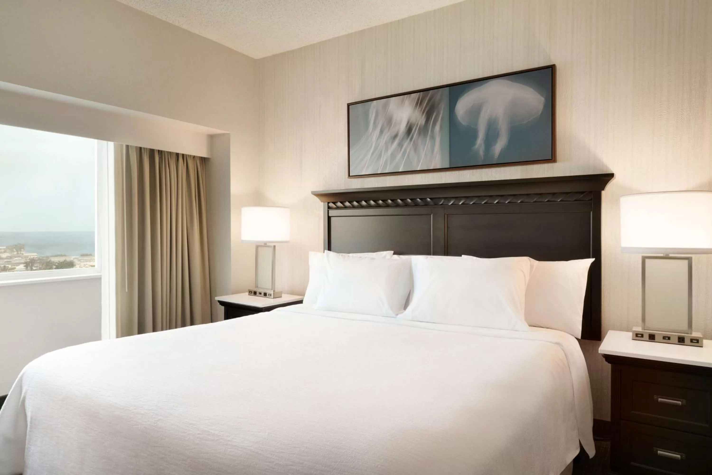 King Room with View in Embassy Suites by Hilton Monterey Bay Seaside