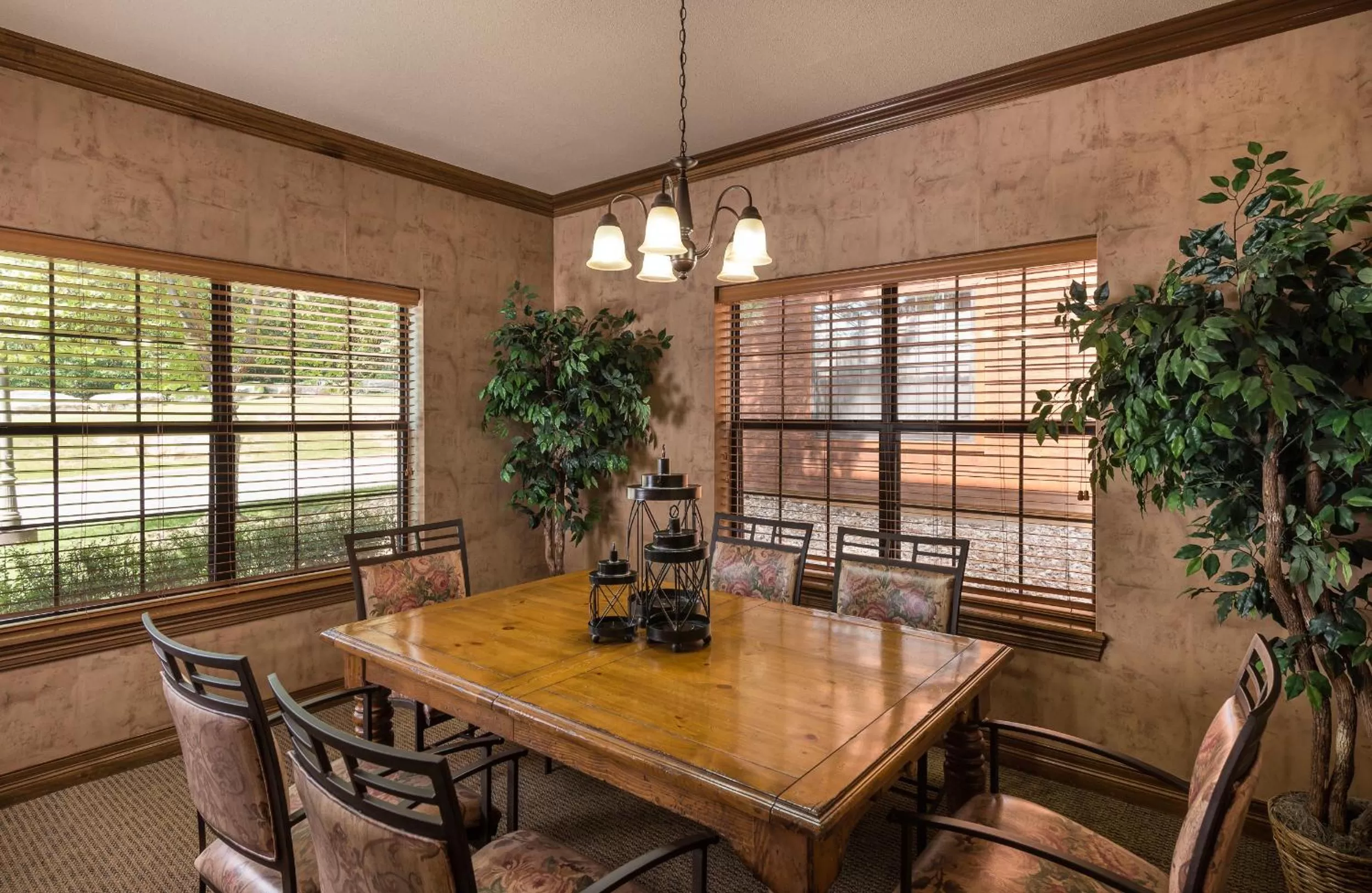 Deluxe One-Bedroom Villa with Sofa Bed in Westgate Branson Woods Resort