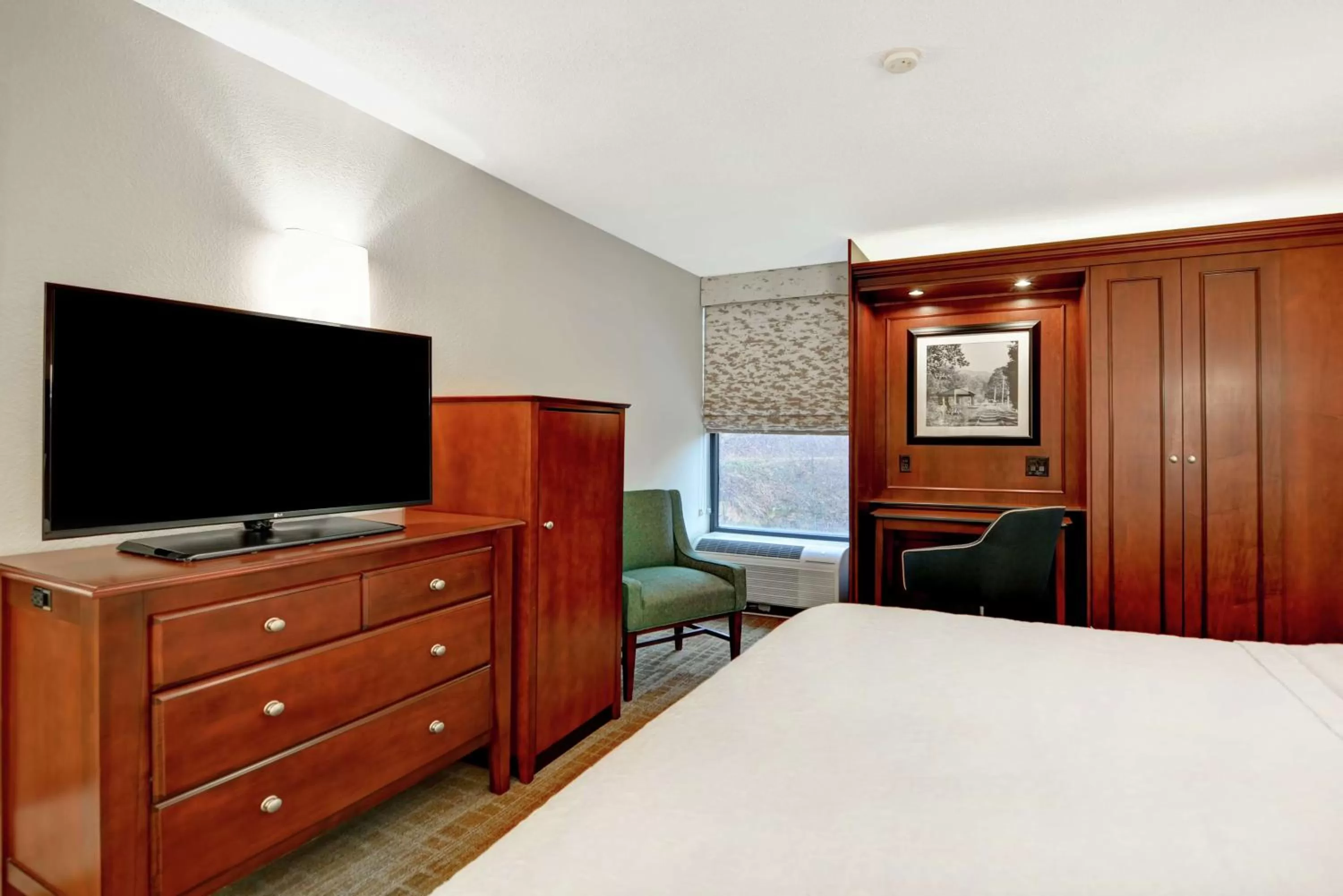 Bedroom, Bed in Hampton Inn Beckley