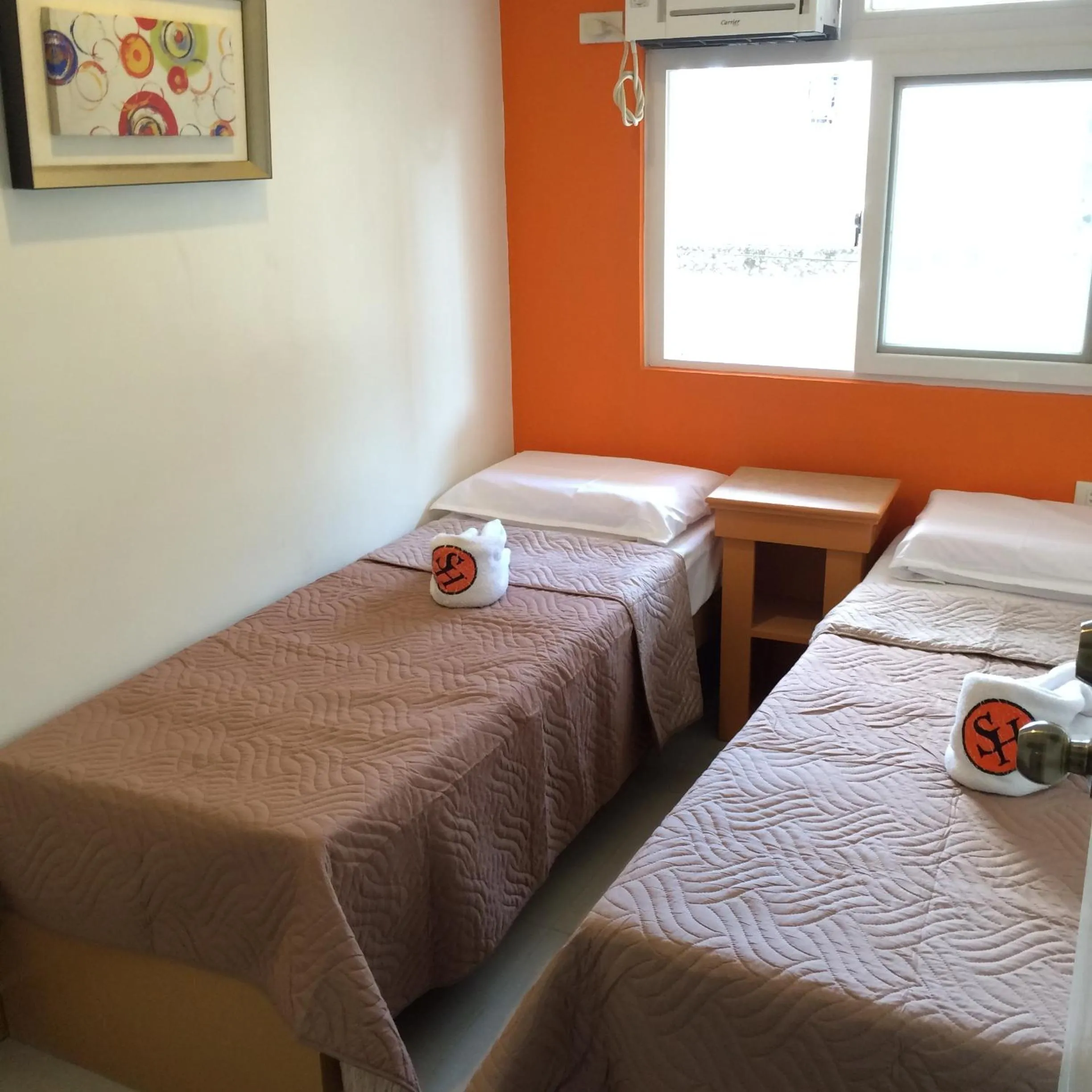 Standard Double or Twin Room with Shared Bathroom in Stone House Hotel Pasay
