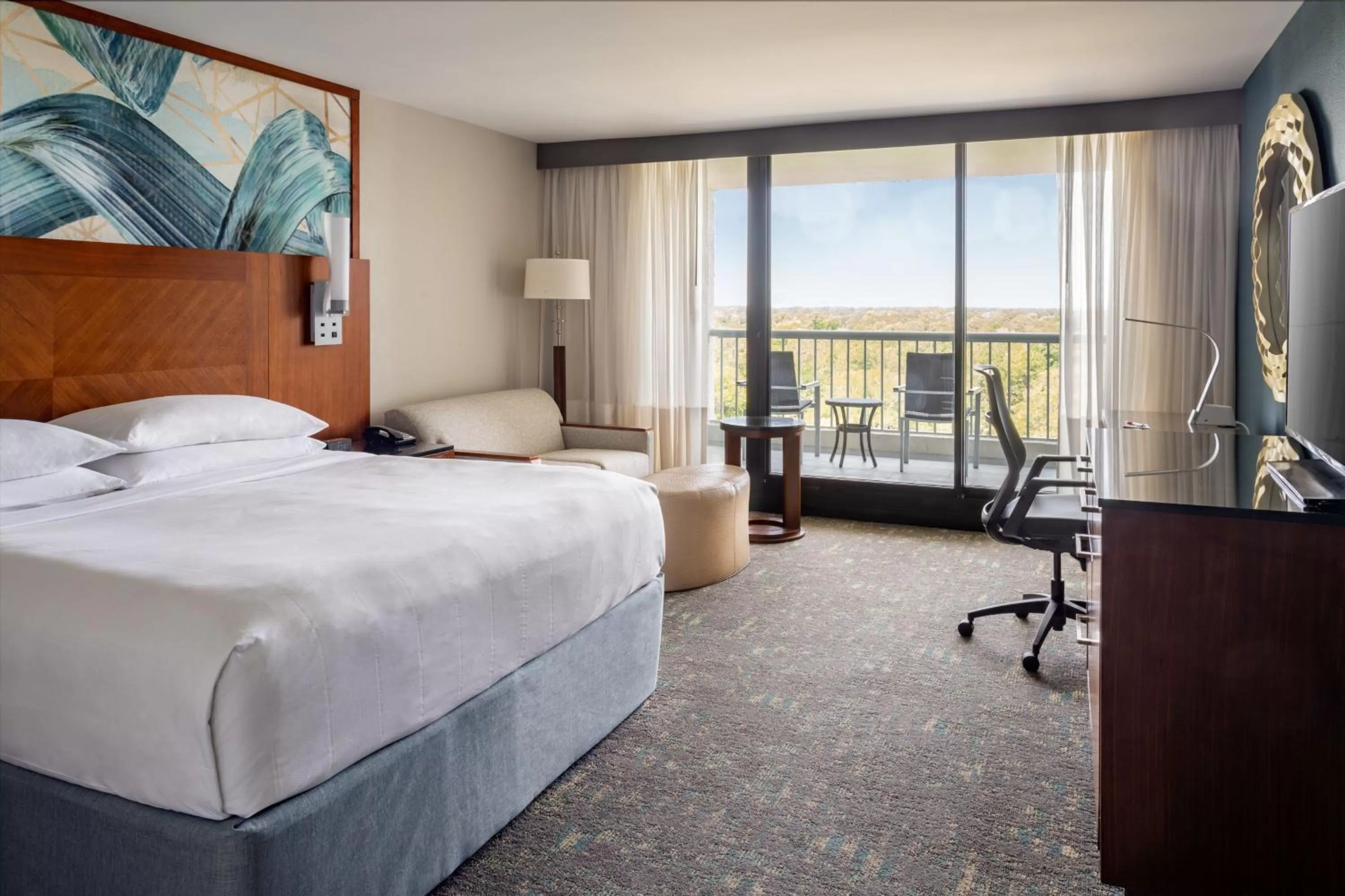 Deluxe King Room - Oceanfront in Hilton Beachfront Resort & Spa Hilton Head Island
