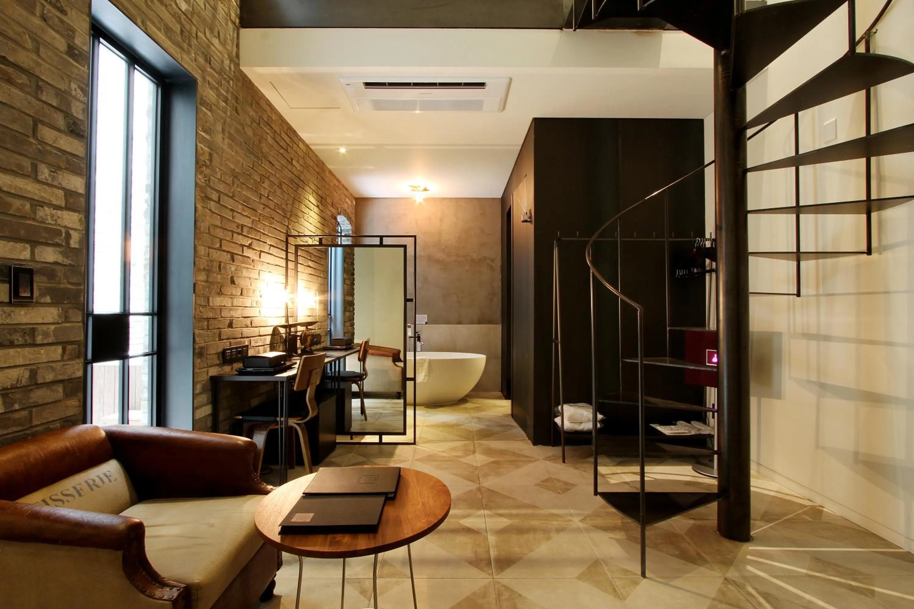 Deluxe Suite in Boutique Hotel Loft
