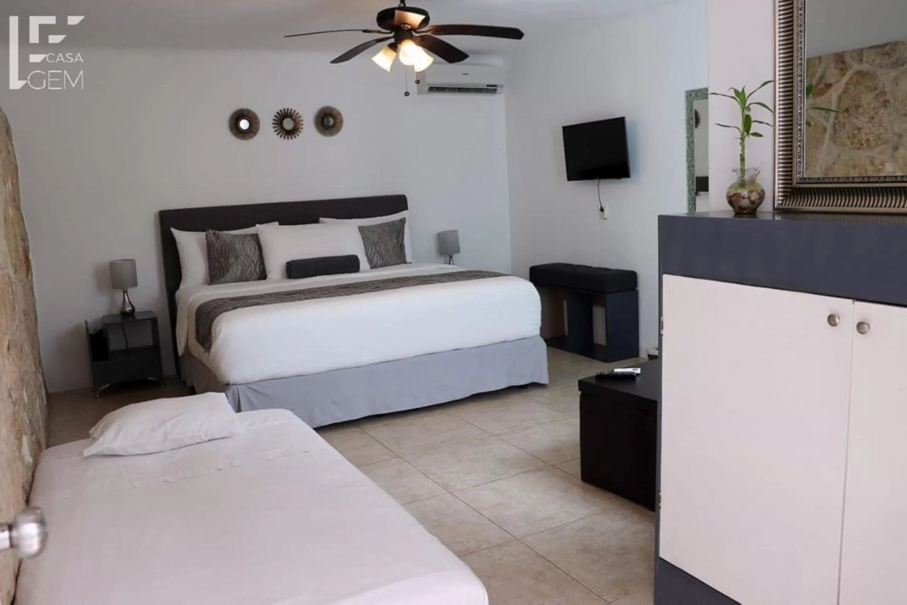 Deluxe Triple Room in Casa Gem B&B