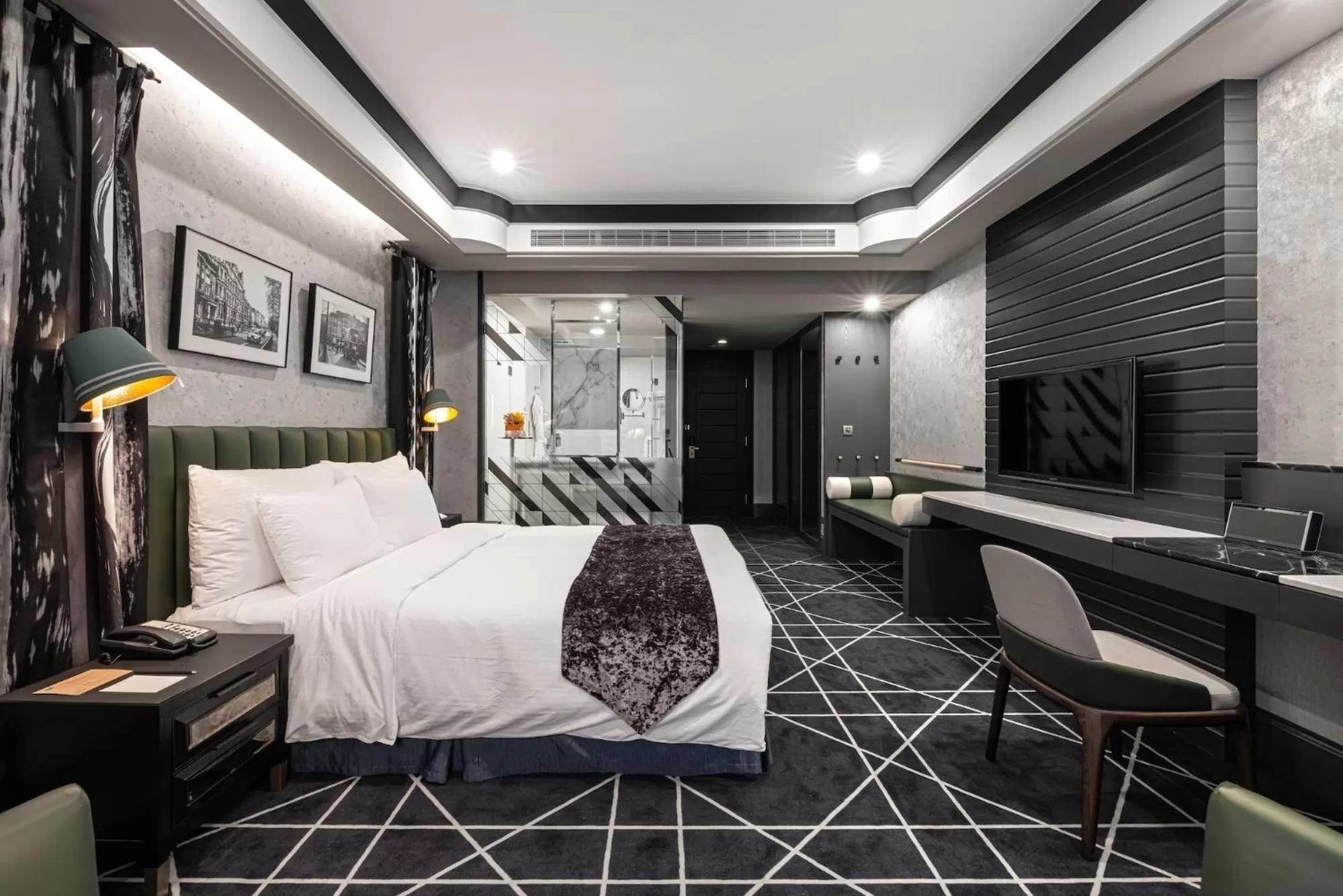 Fashion Double Room in Grand Victoria Hotel