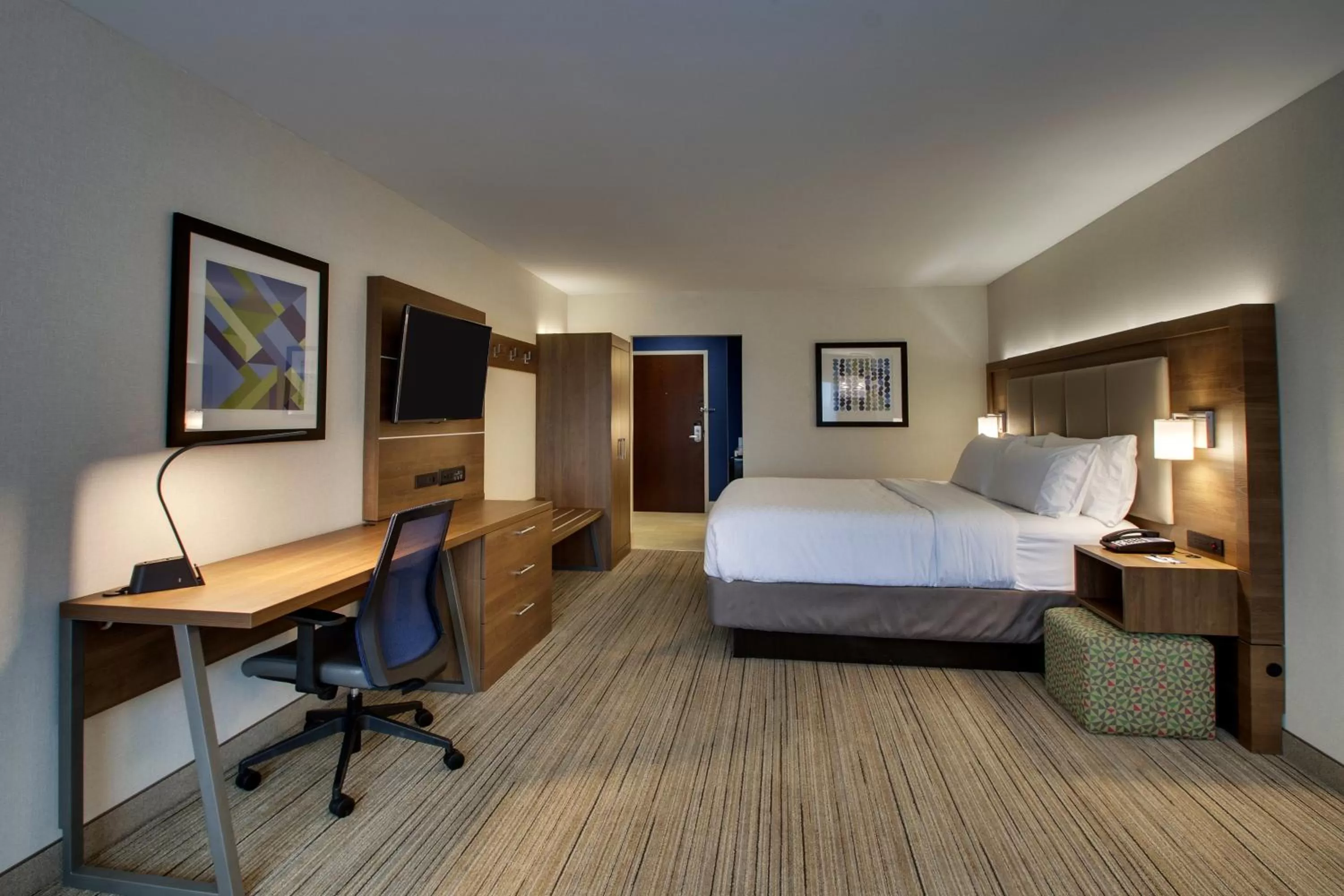 Standard King Room in Holiday Inn Express & Suites Mt Sterling North by IHG