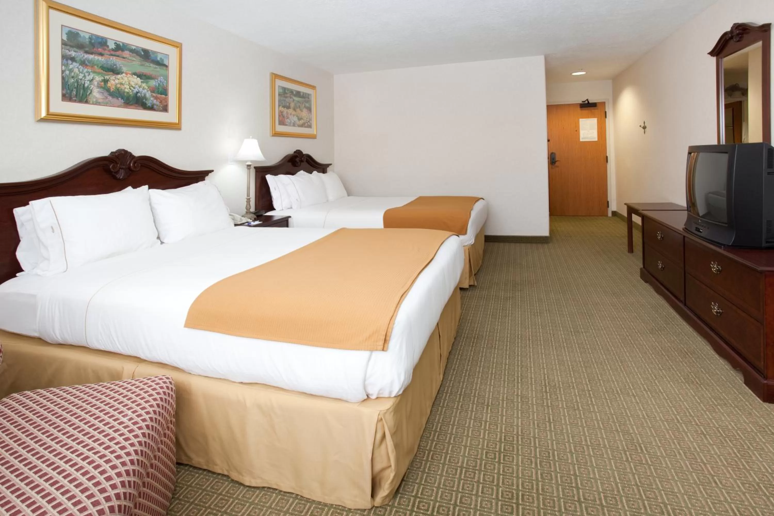 Queen Room with Two Queen Beds - Non-Smoking in Baymont by Wyndham Belen NM