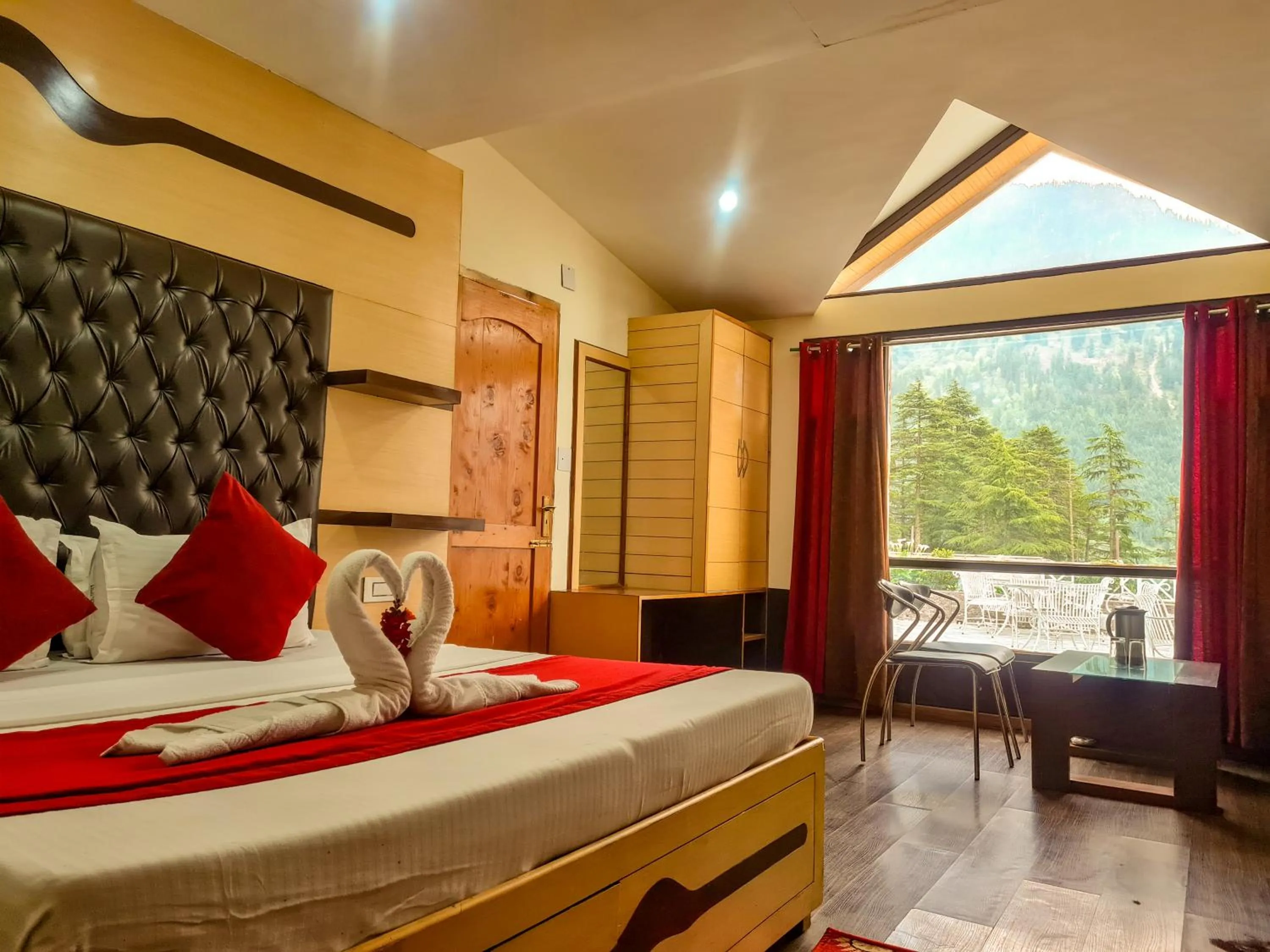  Super Deluxe Room - single occupancy in Hotel Mountain Top