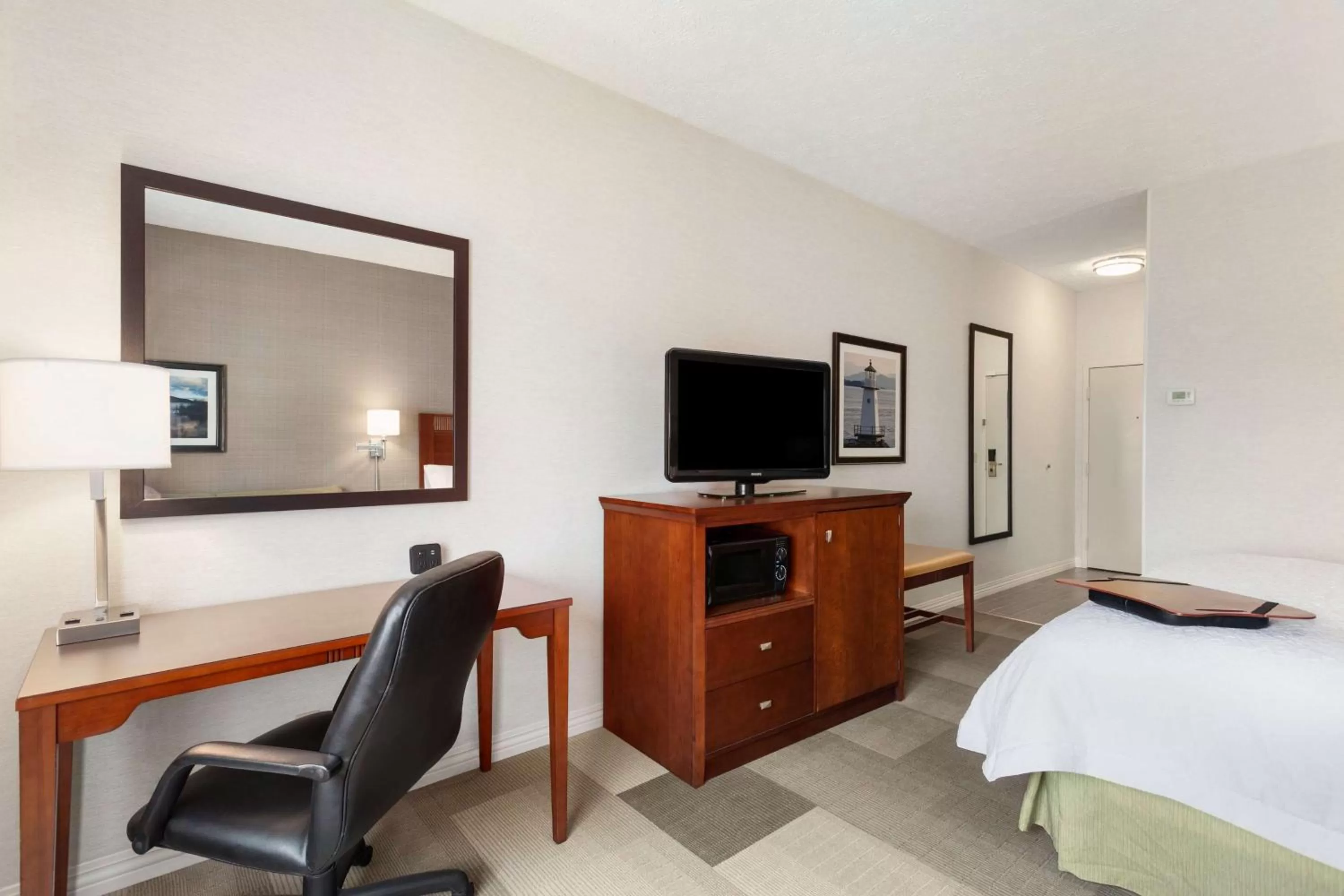 King Room with Sofa Bed and Study - Non-Smoking in Hampton Inn Burlington - Colchester