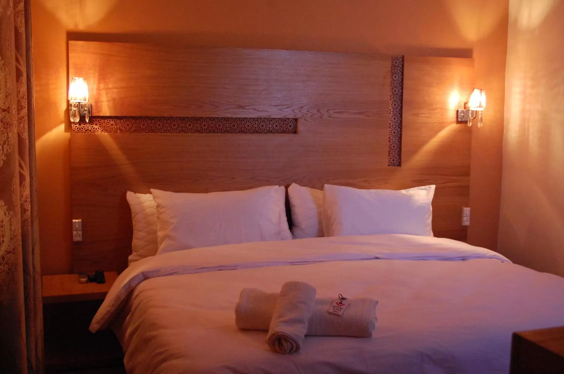 Twin Room with Bathroom in Hotel vallee ziz