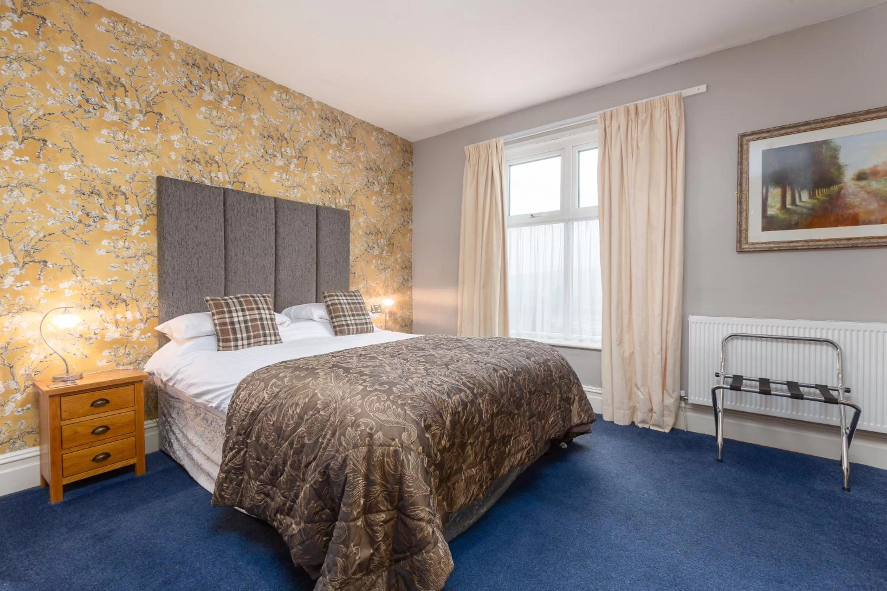 Standard King Room in Ormsgill Inn