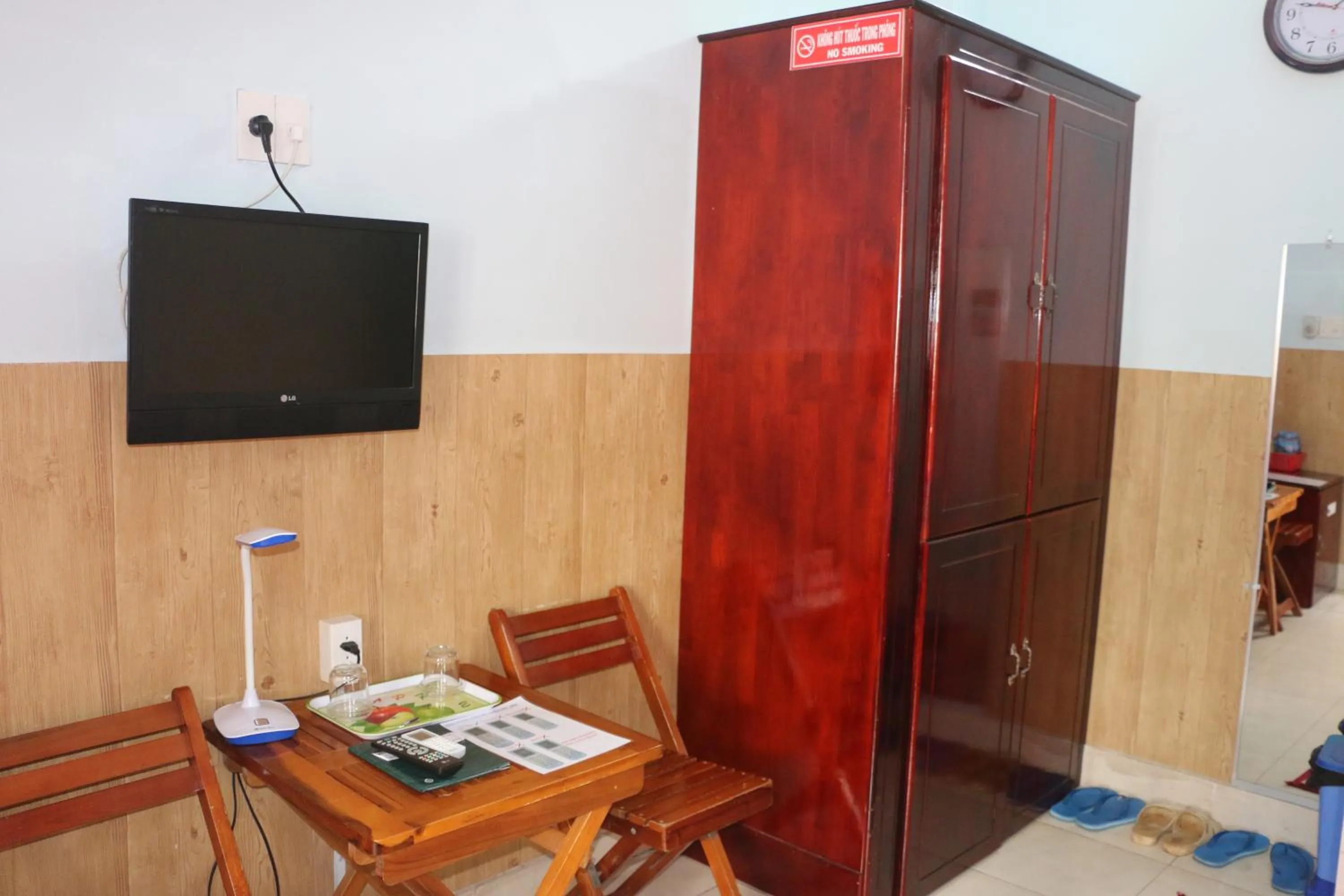 Superior Triple Room in Kim Long Hotel