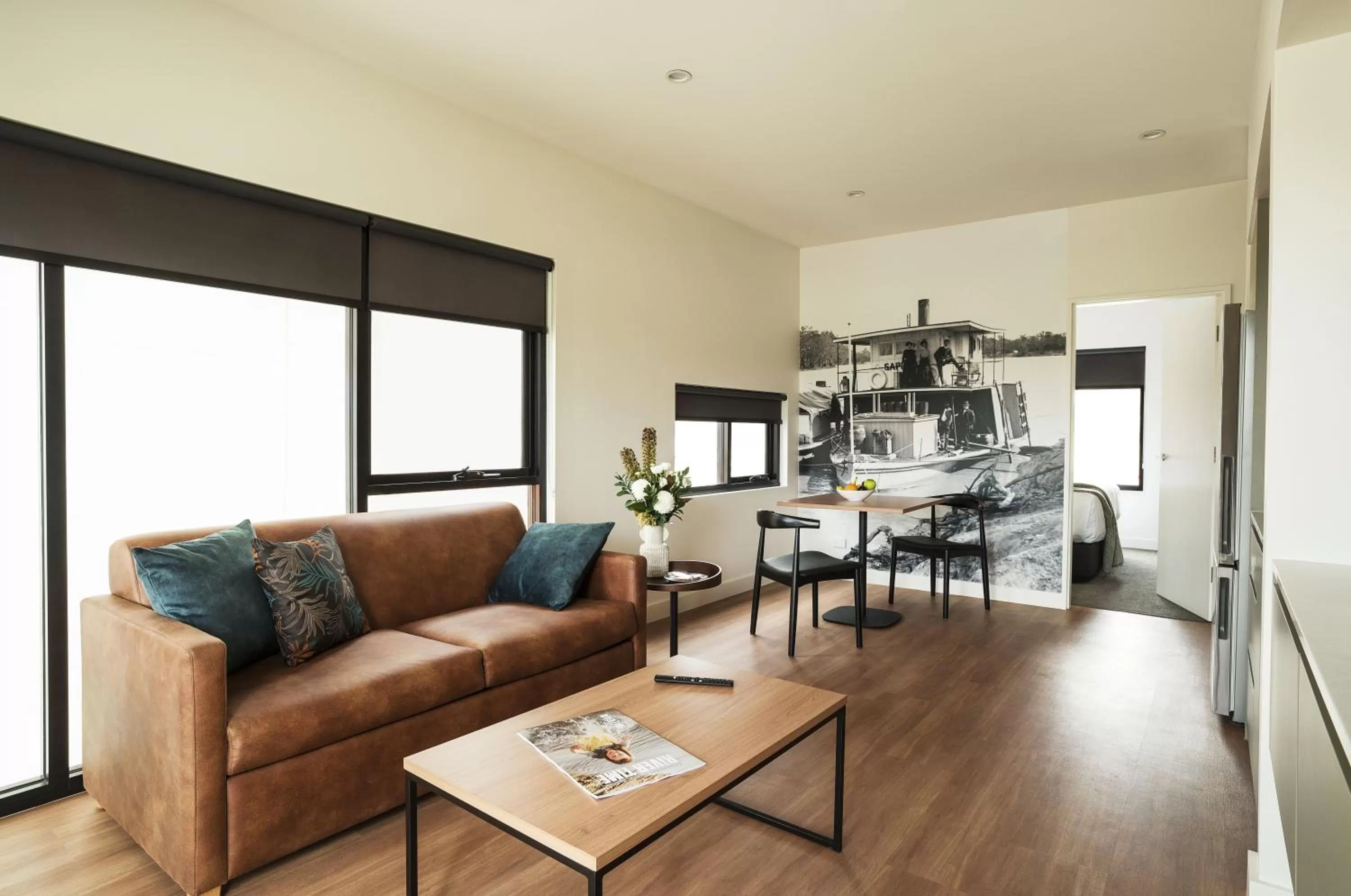 Riverview Villa Balcony in Berri Hotel