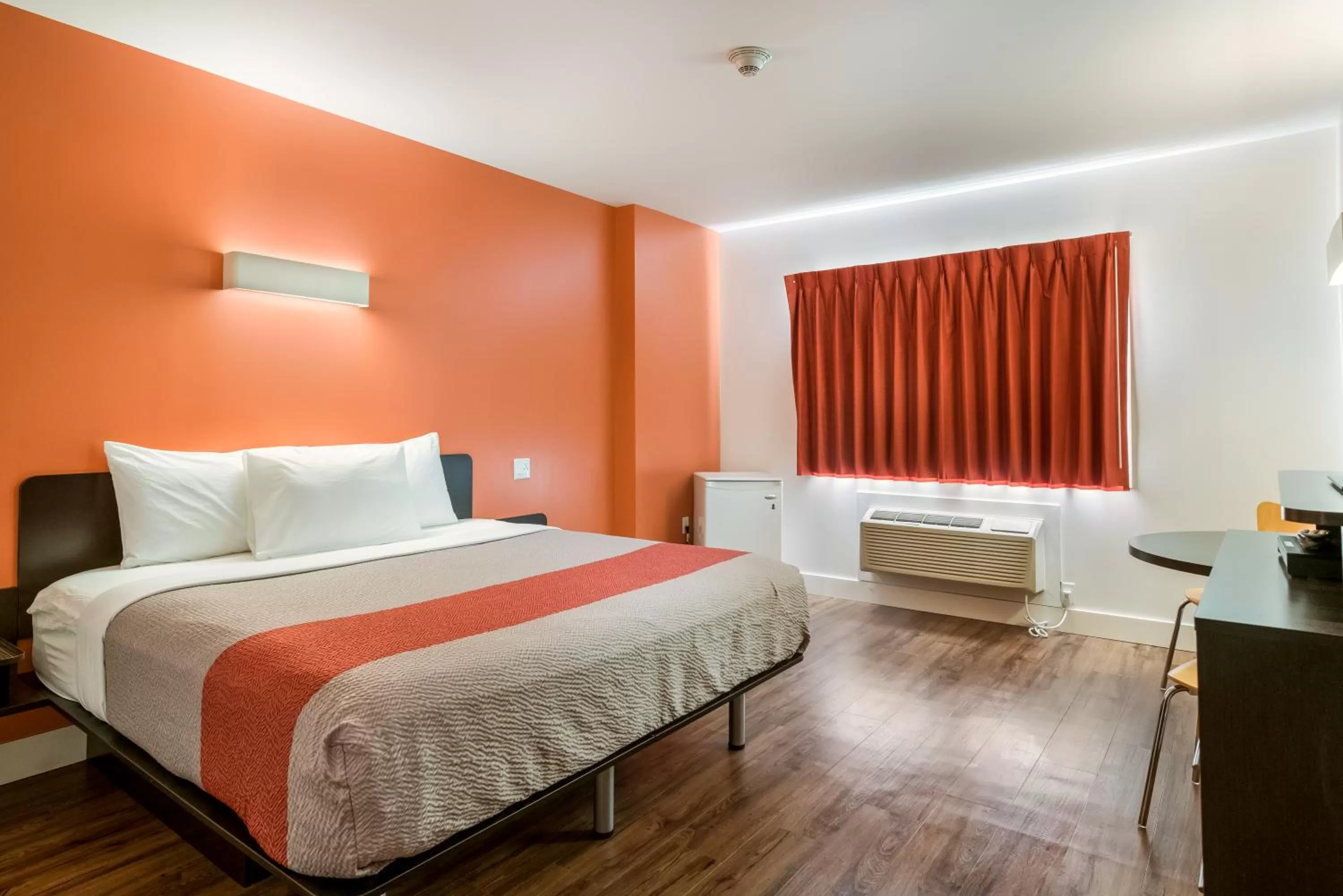 Bedroom, Bed in Motel 6-Moncton, NB