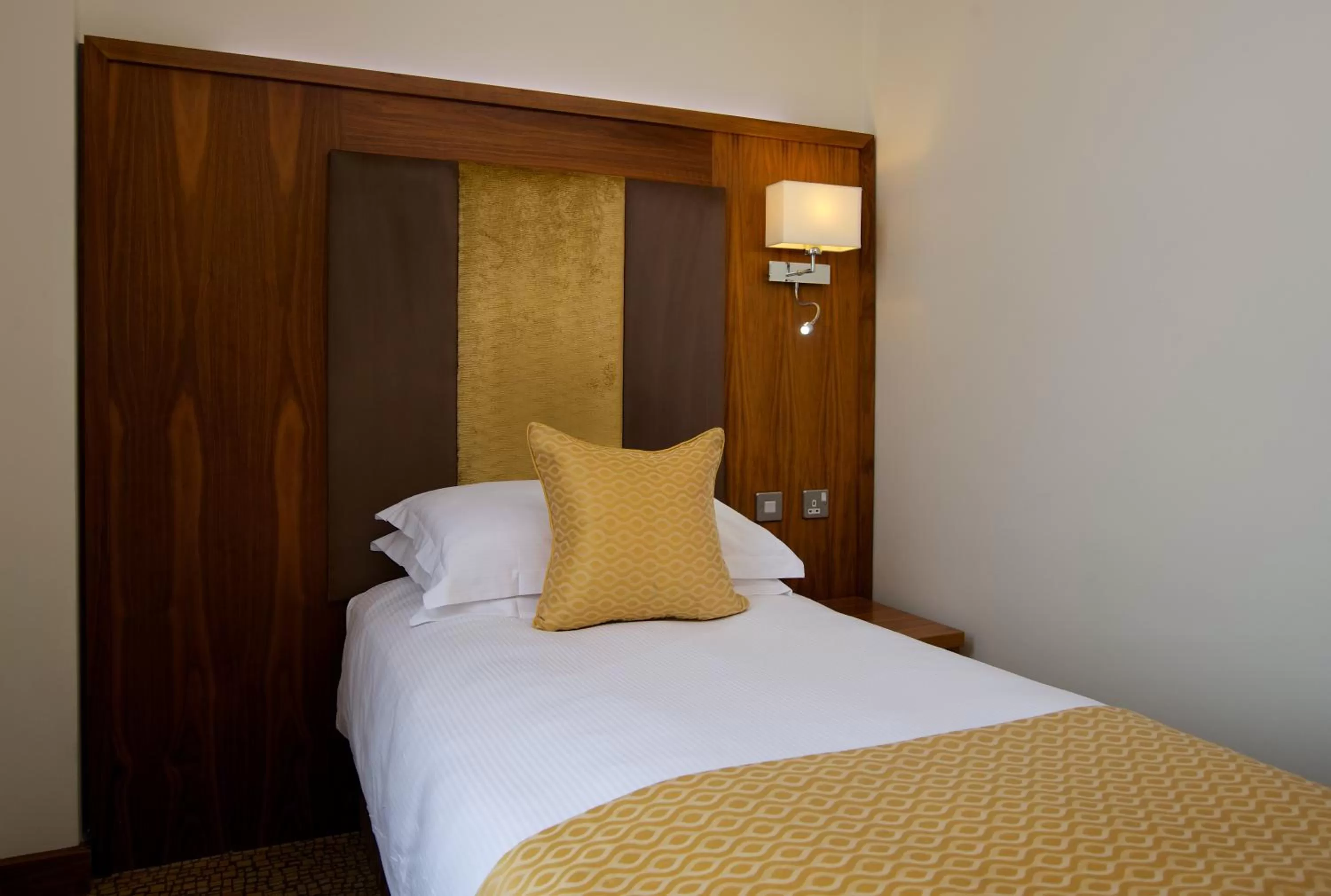 Premium Balcony Single Room  in The View Hotel