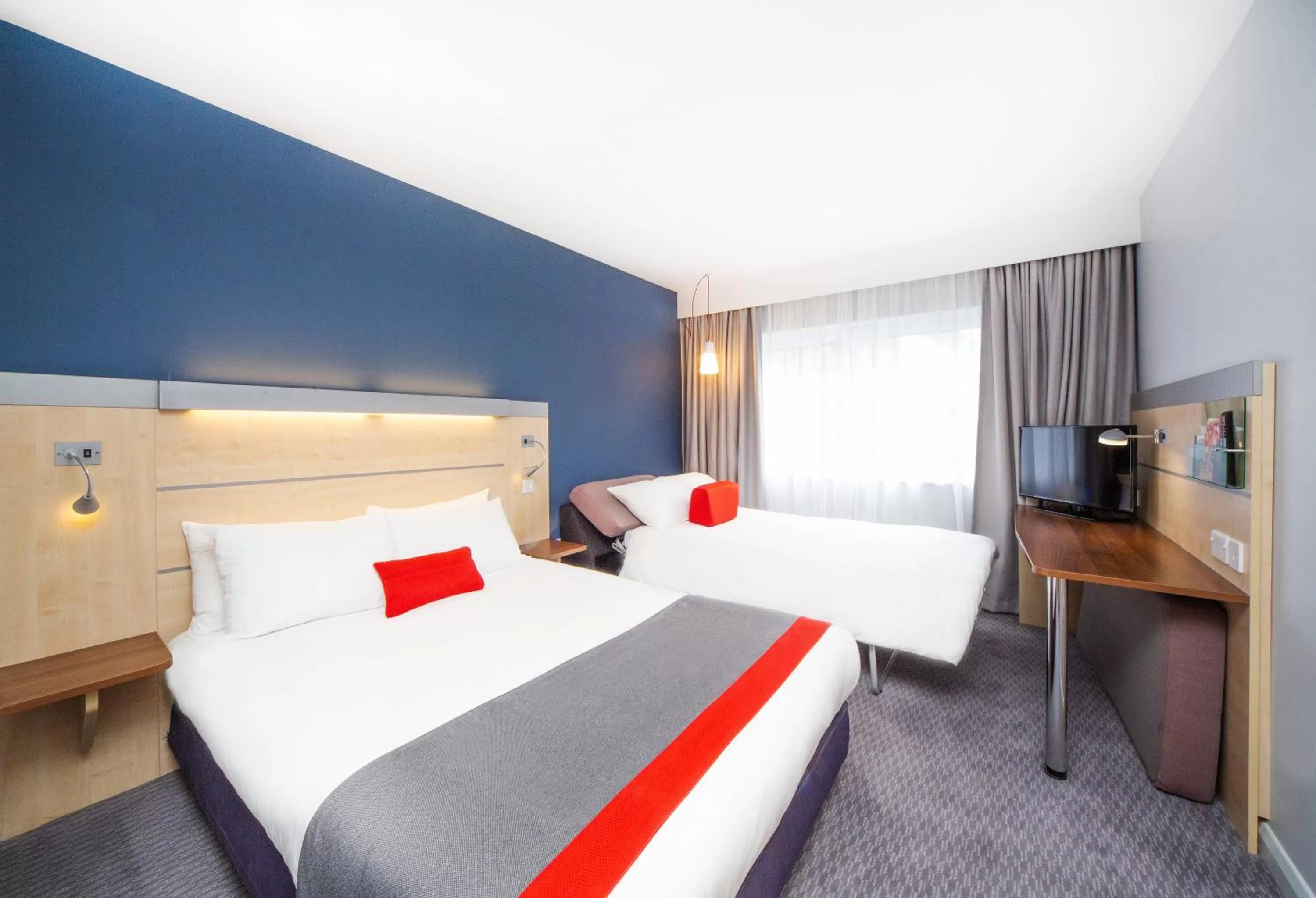 Standard Double Room with Sofa Bed and Free Hot Breakfast in Holiday Inn Express Folkestone Channel Tunnel by IHG