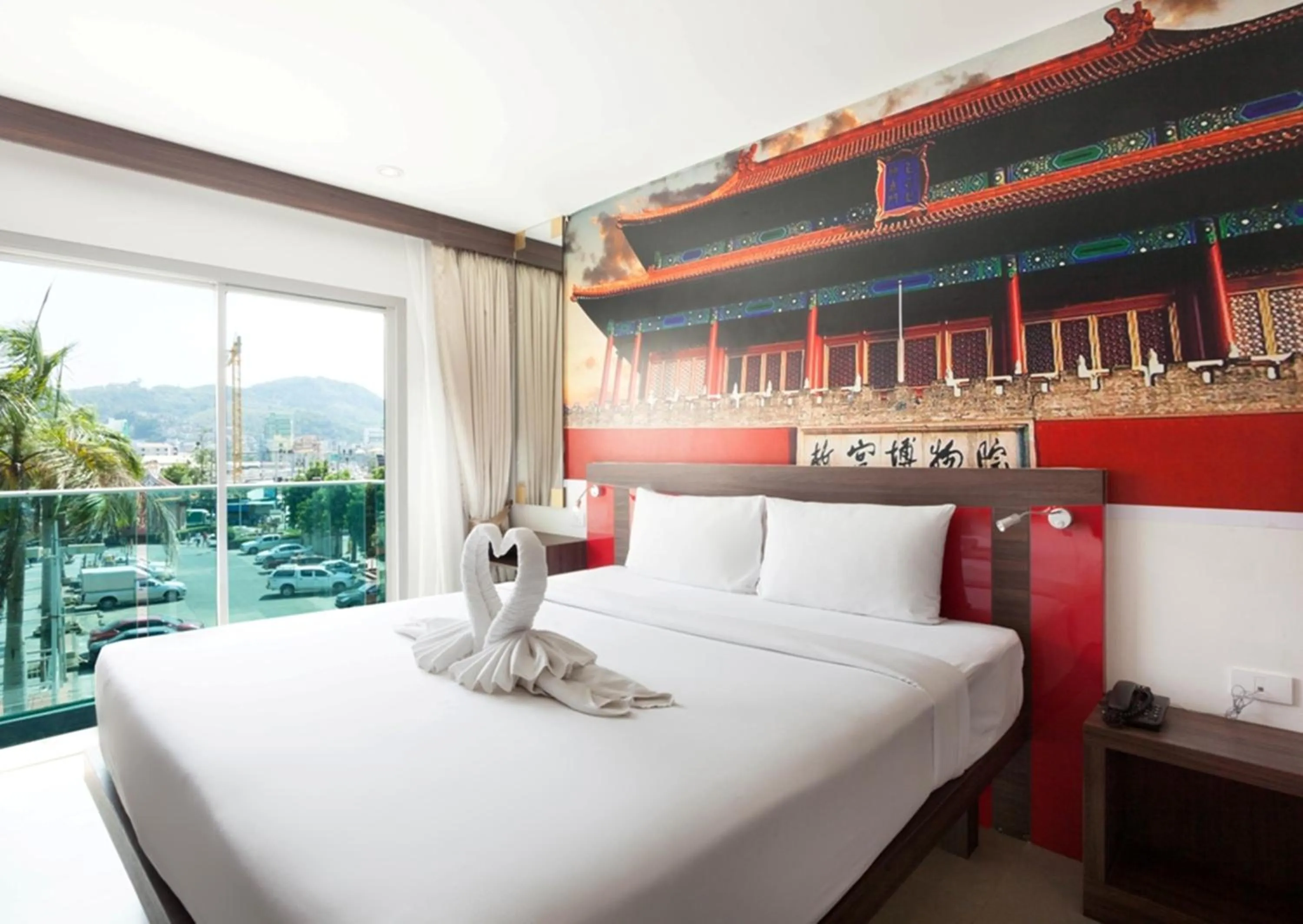 Deluxe Double Room in The AIM Patong Hotel