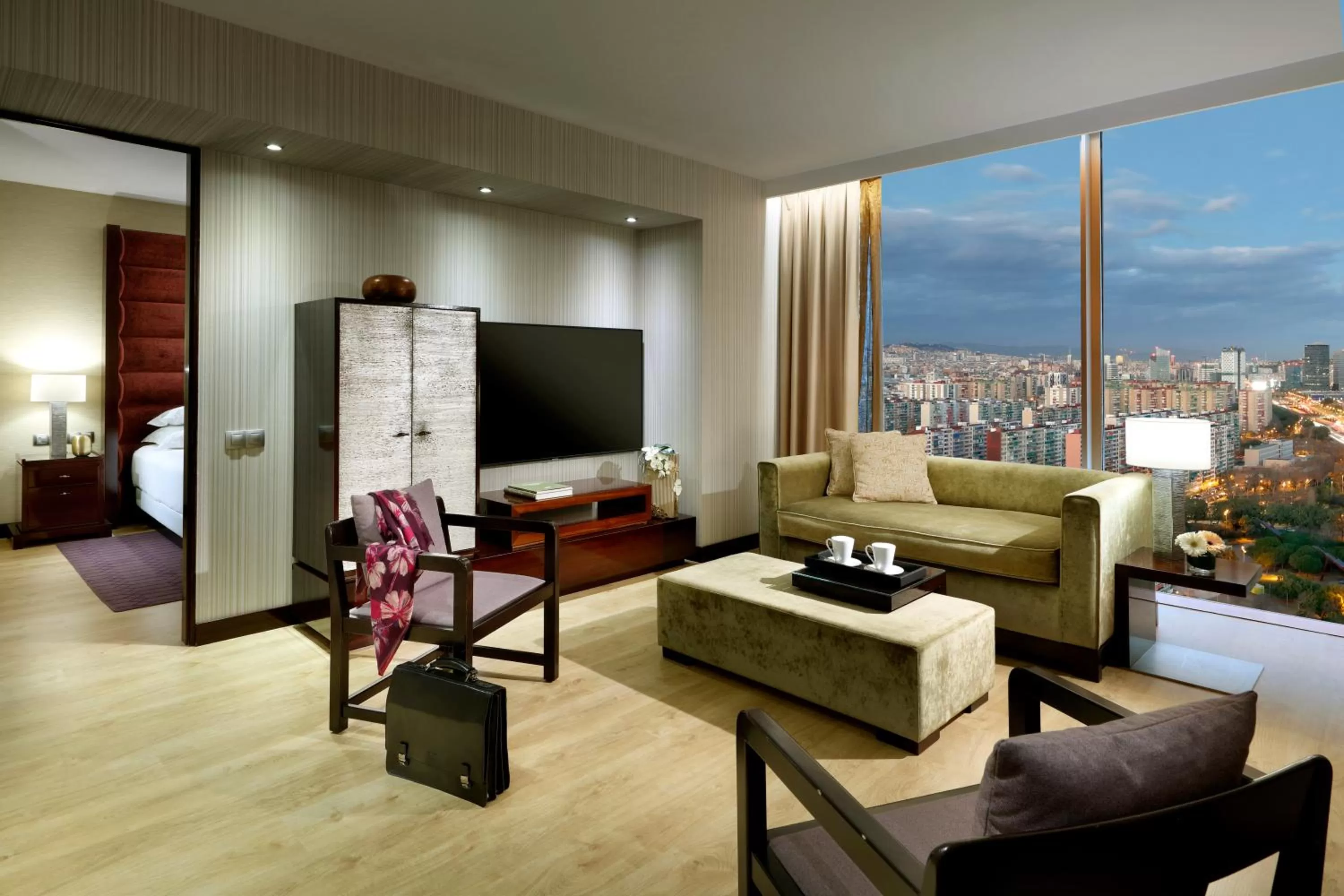 Executive Twin Suite with City View in Hyatt Regency Barcelona Tower