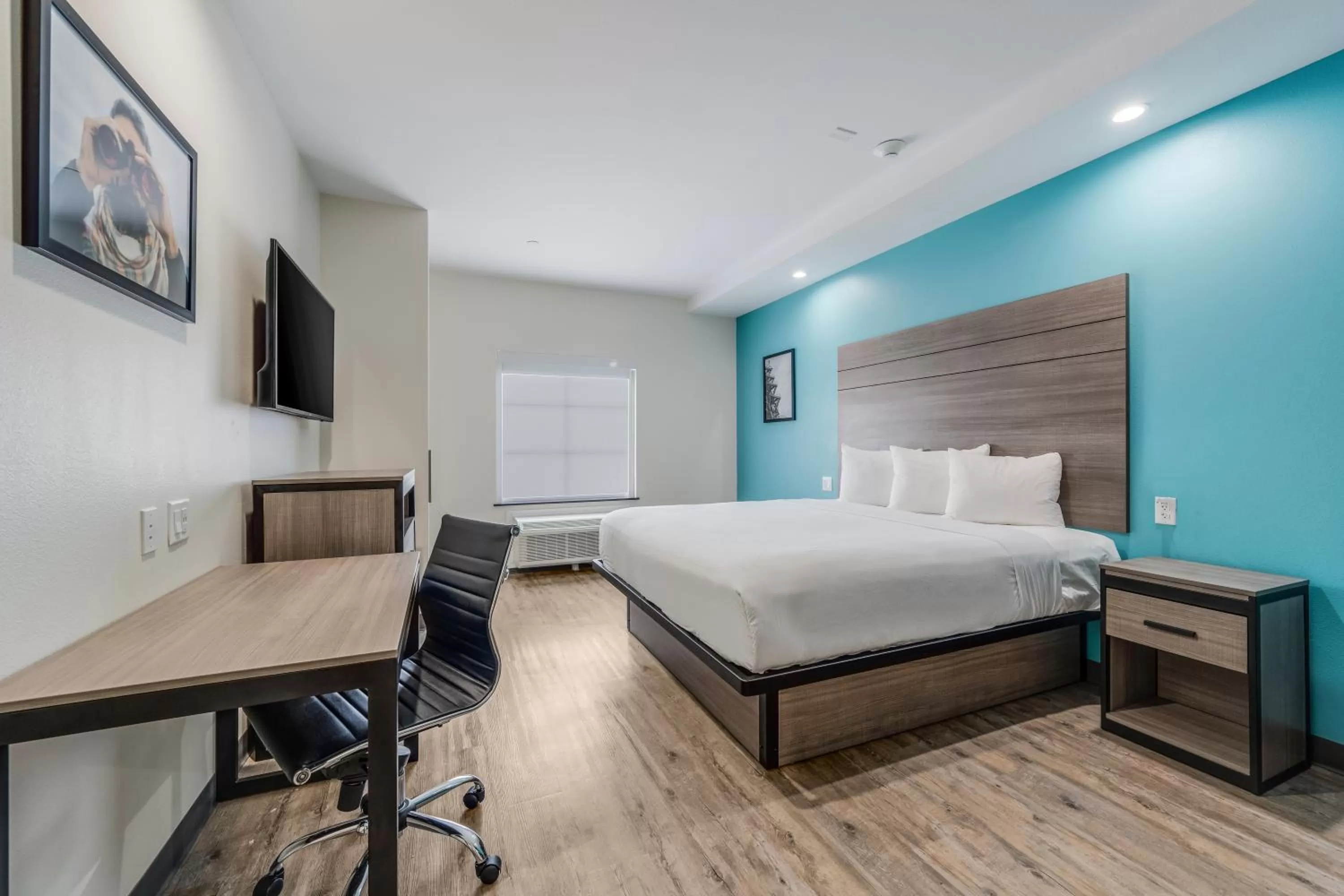 King Room - Disability Access in Americas Best Value Inn & Suites Katy