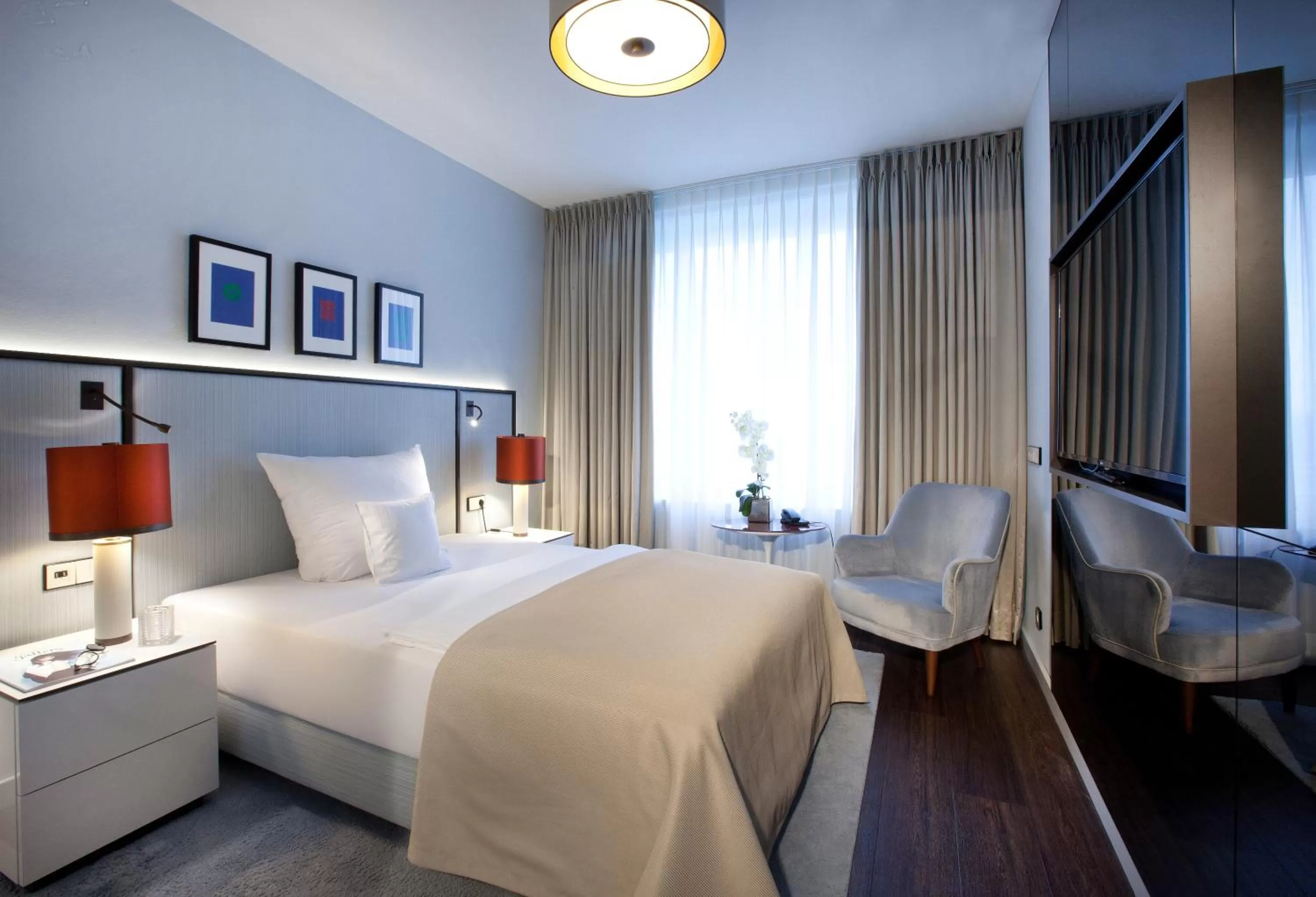 Deluxe Single Room Rheinblick in AMERON Bonn Hotel Königshof