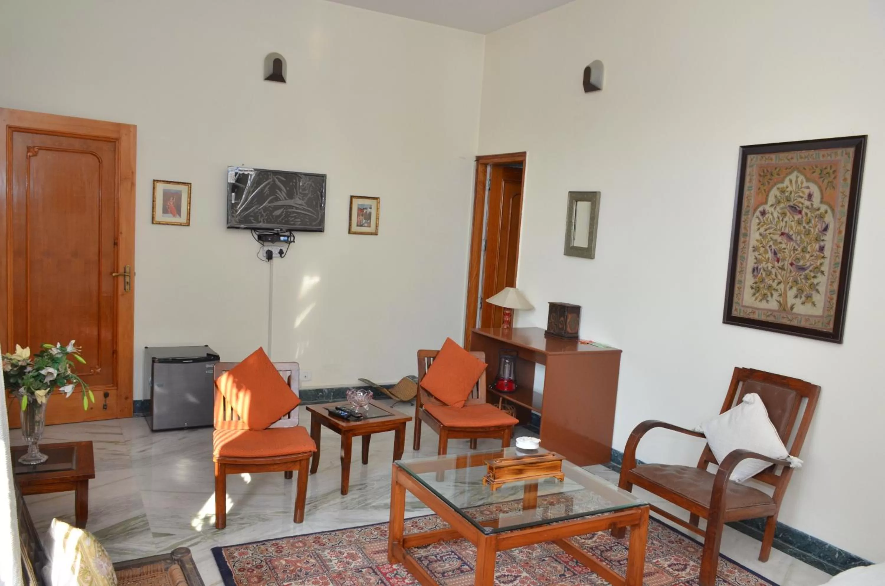 Double or Twin Room with Garden View in Sandy's Homestay