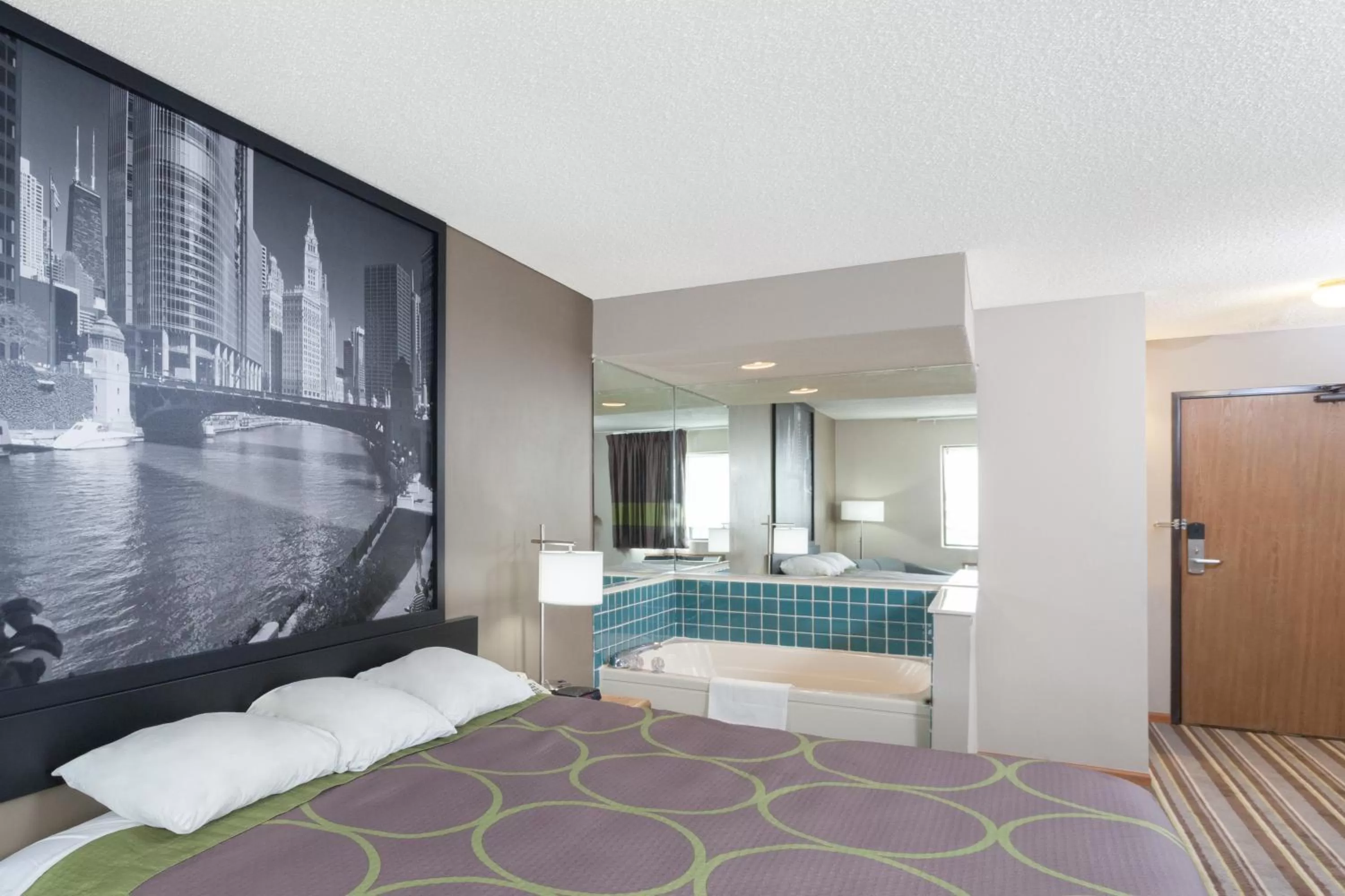 Deluxe King Suite in Super 8 by Wyndham Gilman