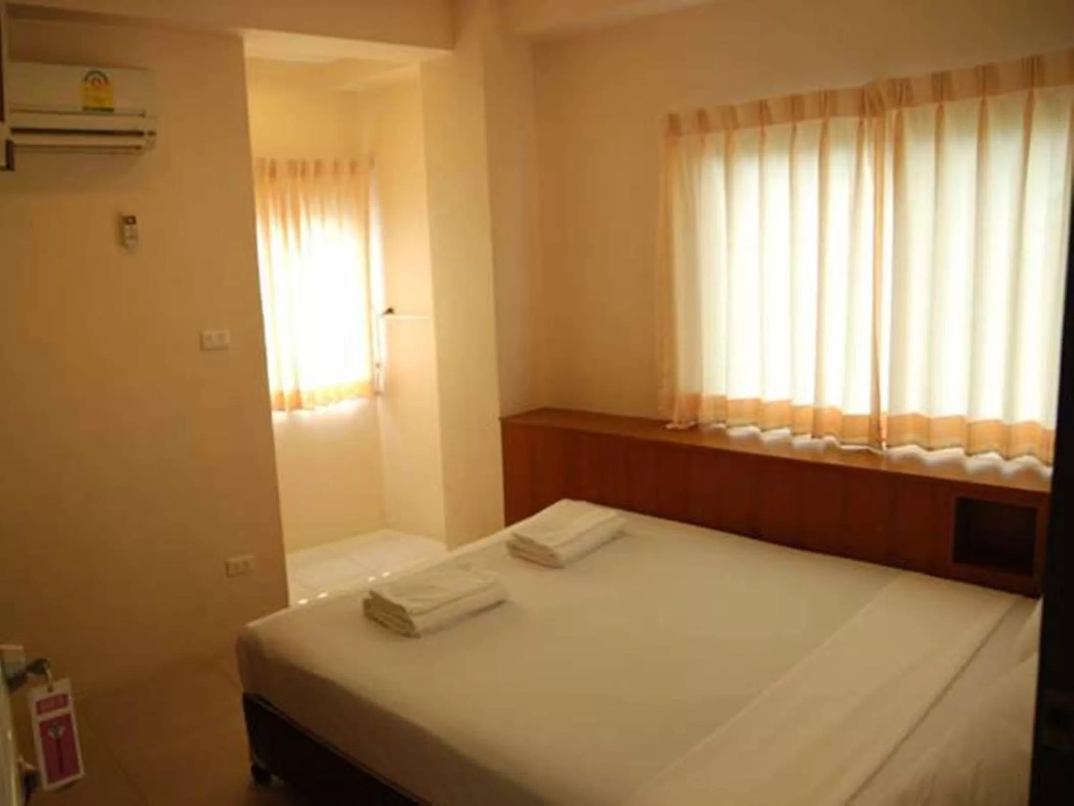 Standard Double or Twin Room in Rambuttri House