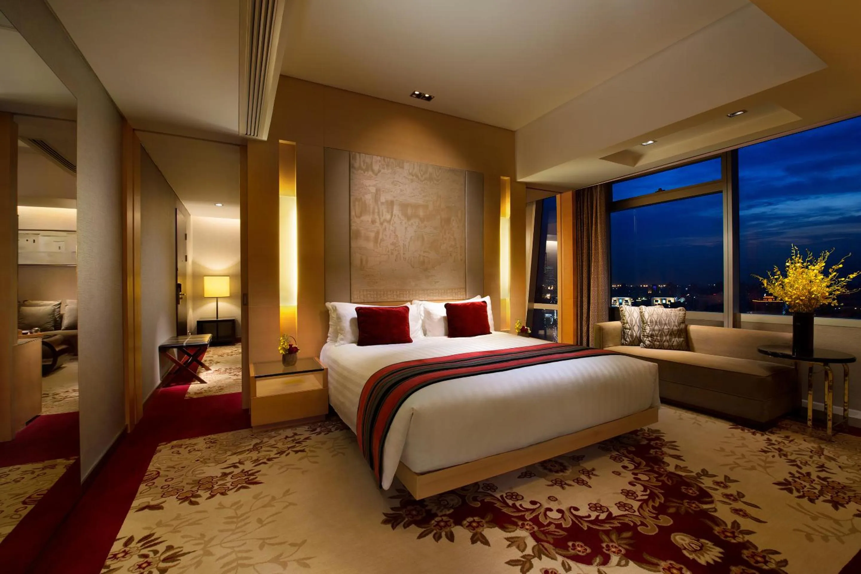 Club Suite in The Longemont Shanghai