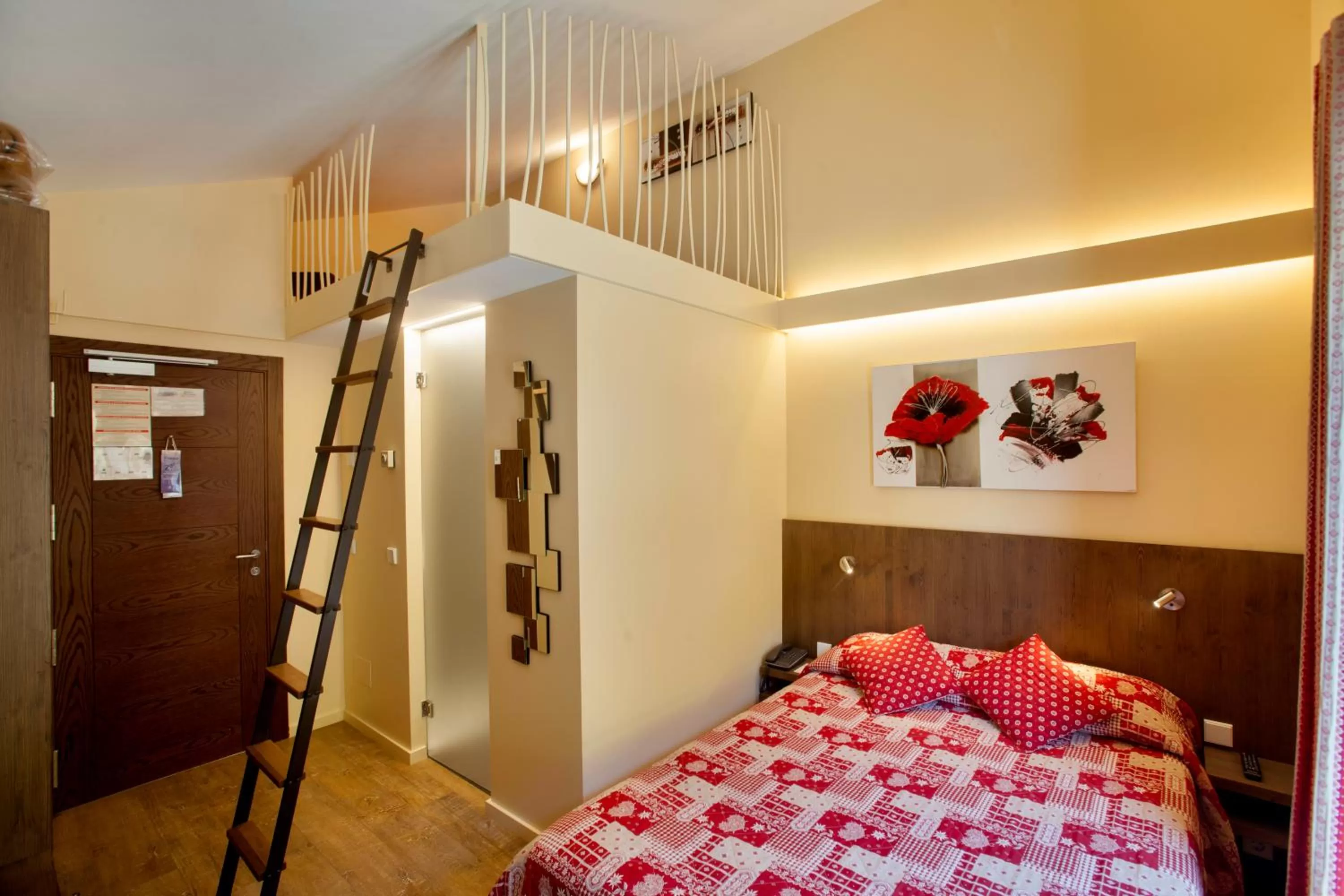 Triple Room in Hotel L’Ermita B&B