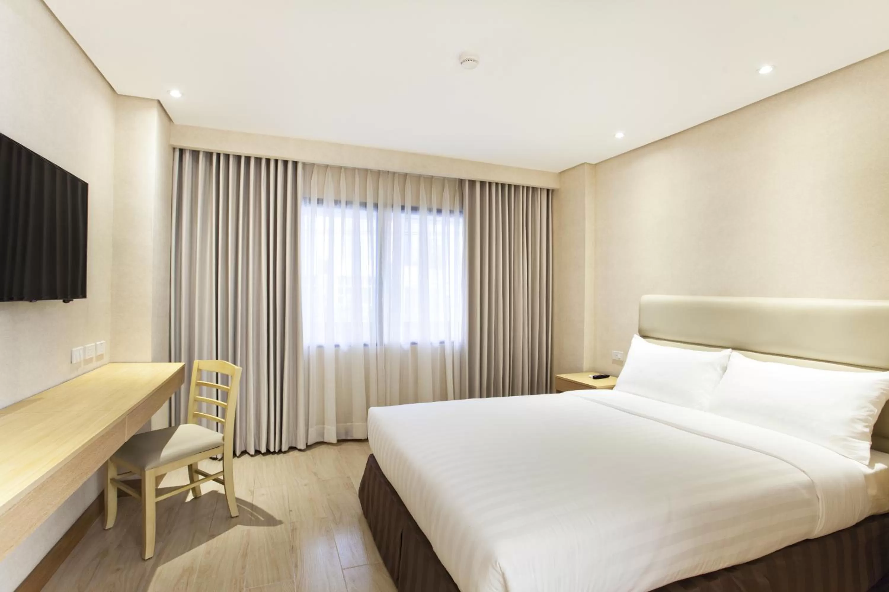 Business Queen Room in Jinjiang Inn - Ortigas