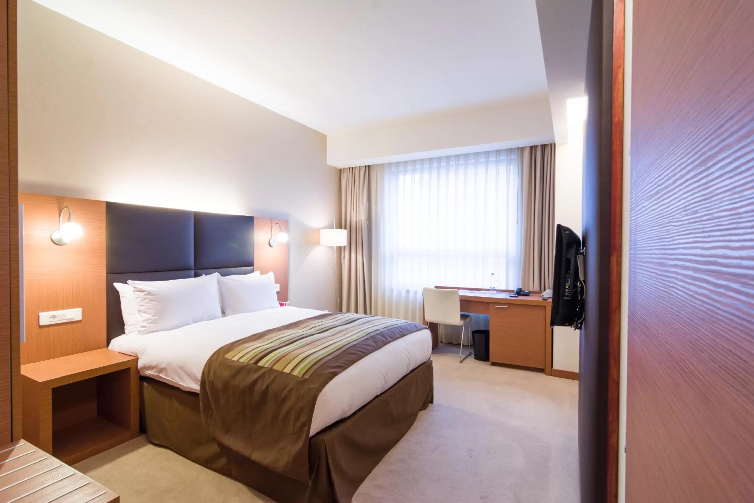 Accessible 1 Double Bed Non-Smoking Room - single occupancy in Ramada by Wyndham Oradea
